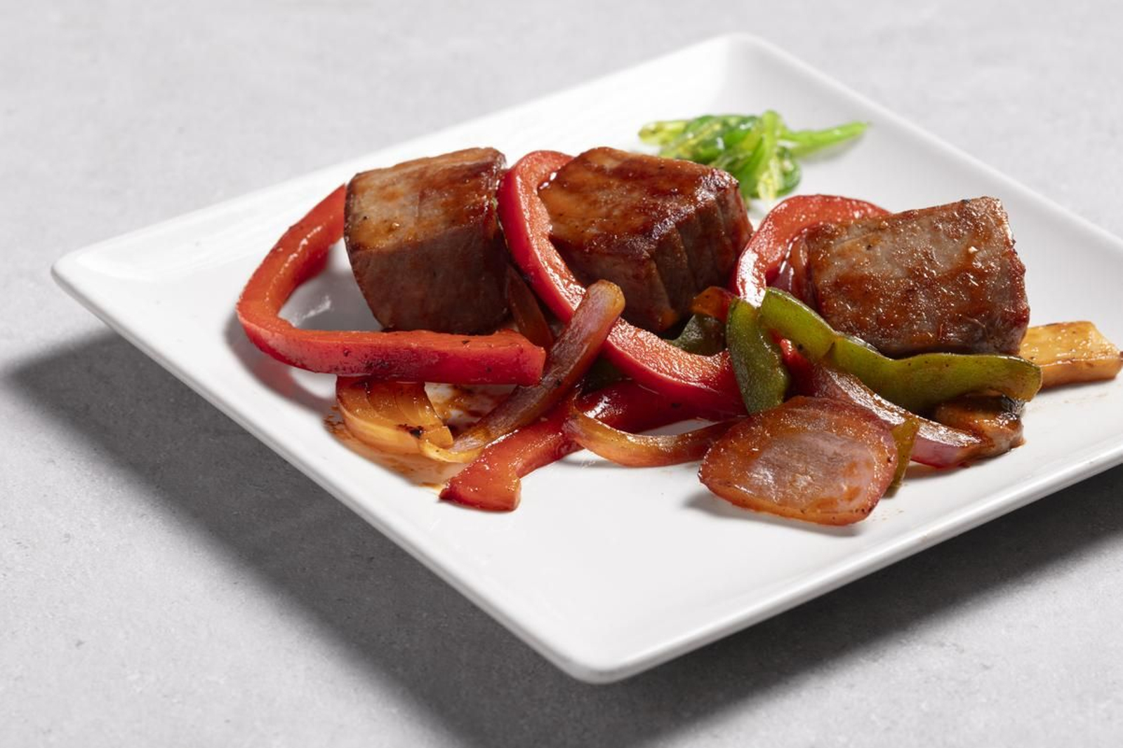 Así de irresistibles son las tapas de la Ruta del Atún de Barbate: Bares y restaurantes donde saborear el mejor atún