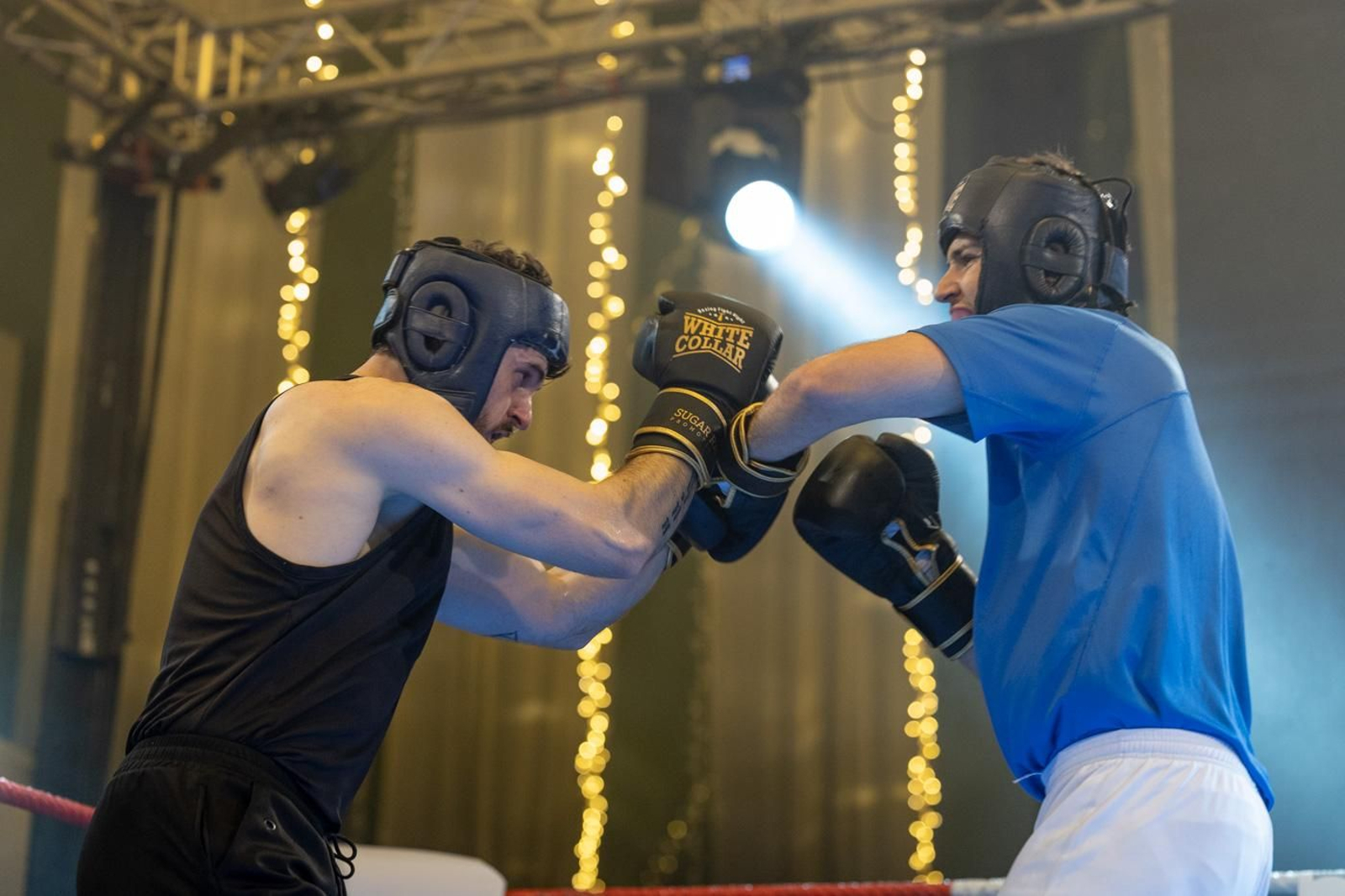 El boxeo solidario de la VI velada White Collar Boxing cautiva al público de Jaén
