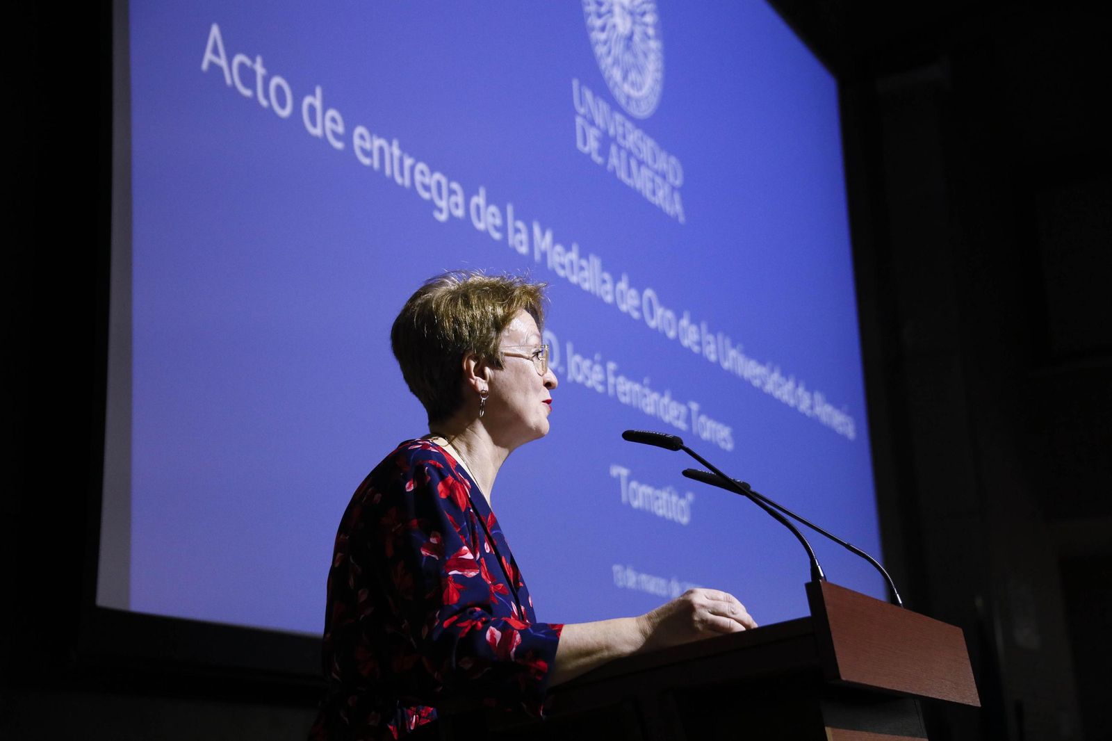 Las imágenes del acto de entrega de la Medalla de Oro a José Fernández Torres Tomatito, en la Universidad de Almería