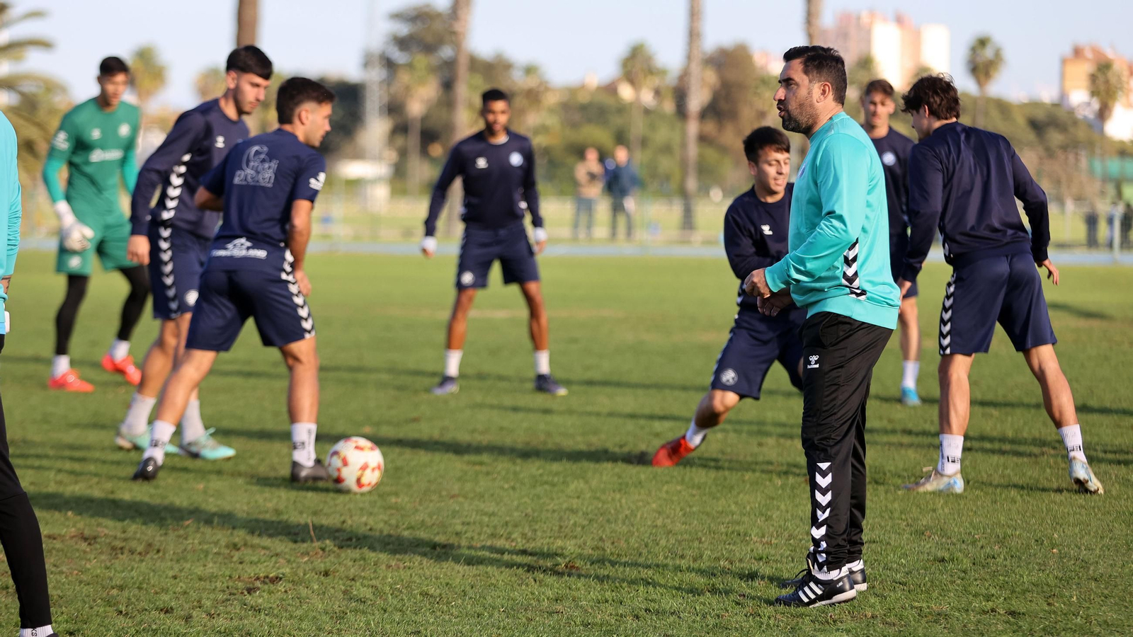 Primer entrenamiento de Antonio Fernández Rivadulla al mando del Xerez DFC