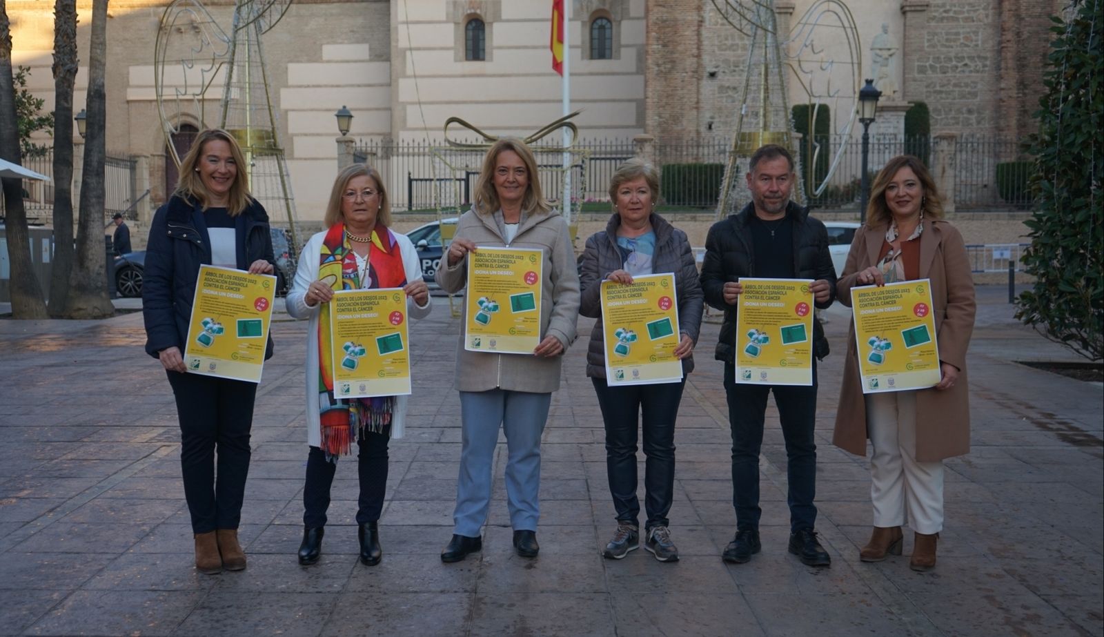 Motril se cita con el 'Árbol de los Deseos' para celebrar una Navidad solidaria