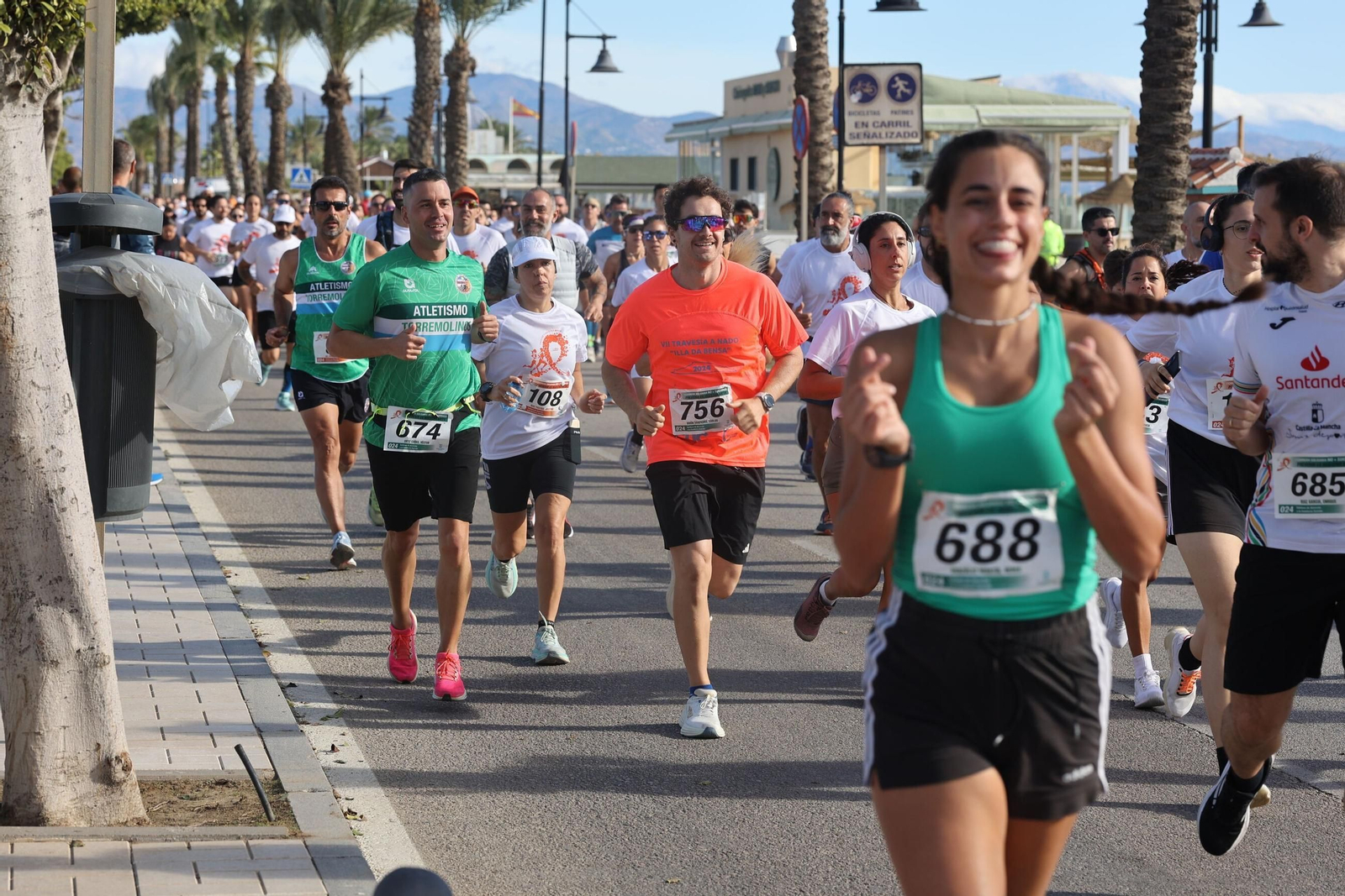 Las fotos de la Carrera Solidaria No Más Suicidios en Torremolinos