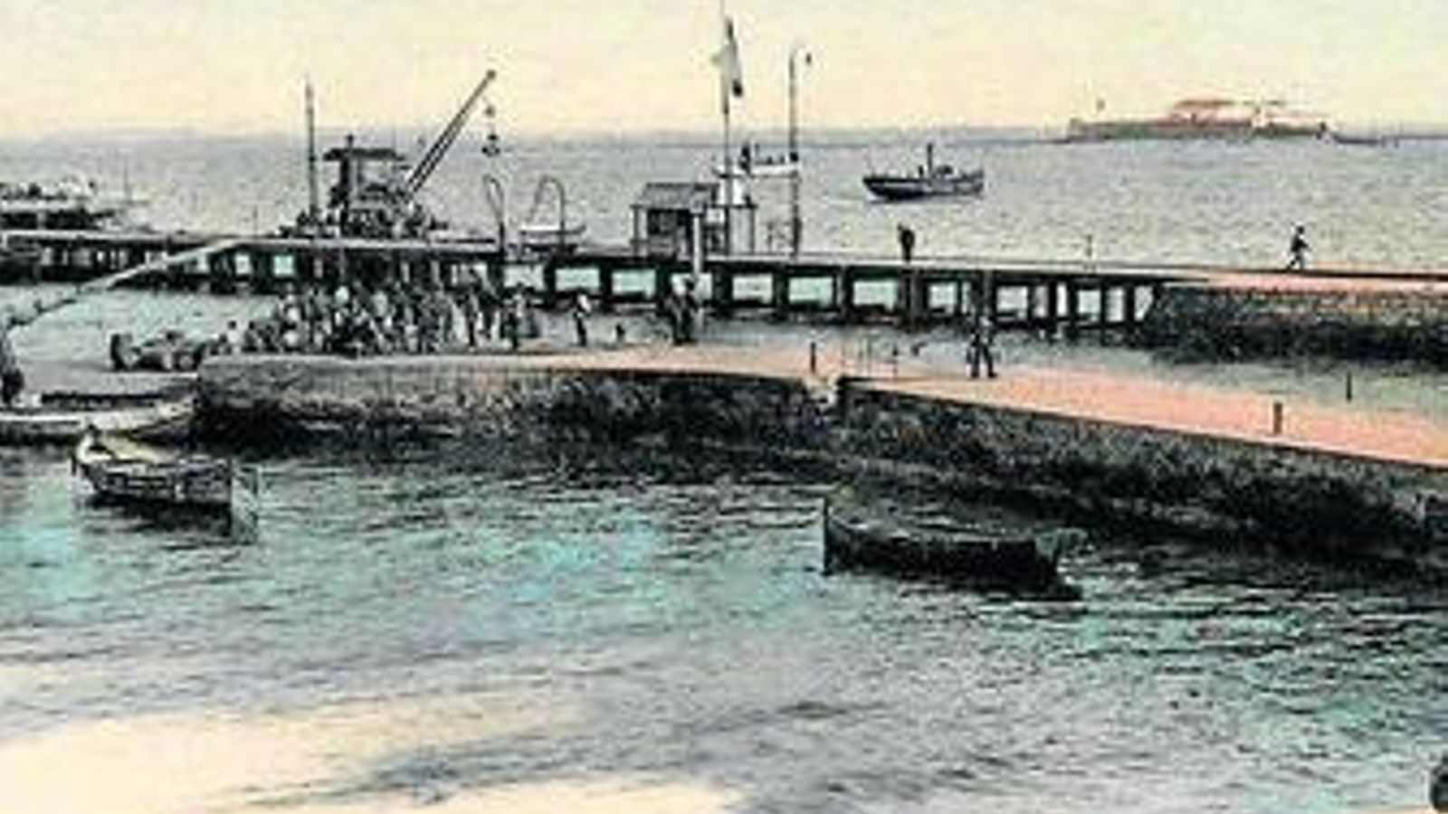 El puerto de Algeciras en una de sus primeras fases.