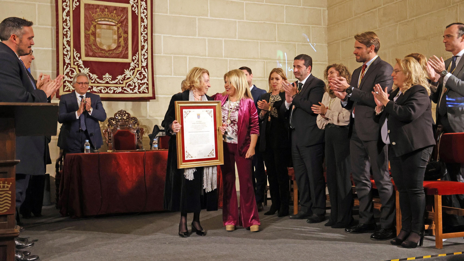 Nombramiento de Luis Gonzalo como Hijo Predilecto de Jerez a Título Póstumo