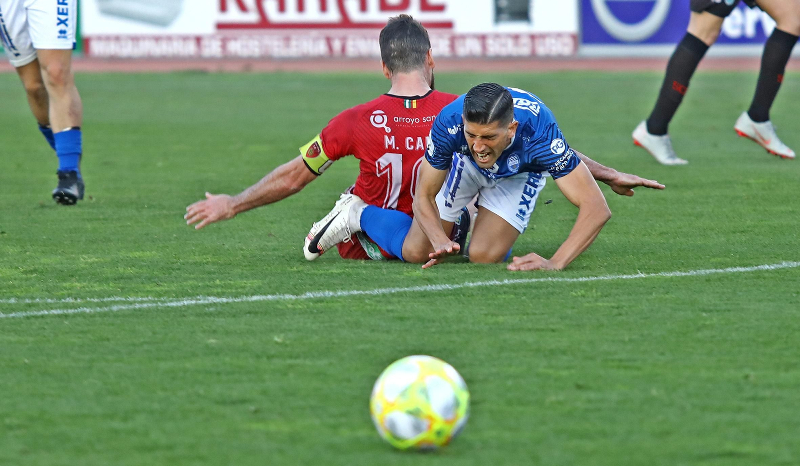 Imágenes del Xerez DFC - S. Puente Genil (2-1)