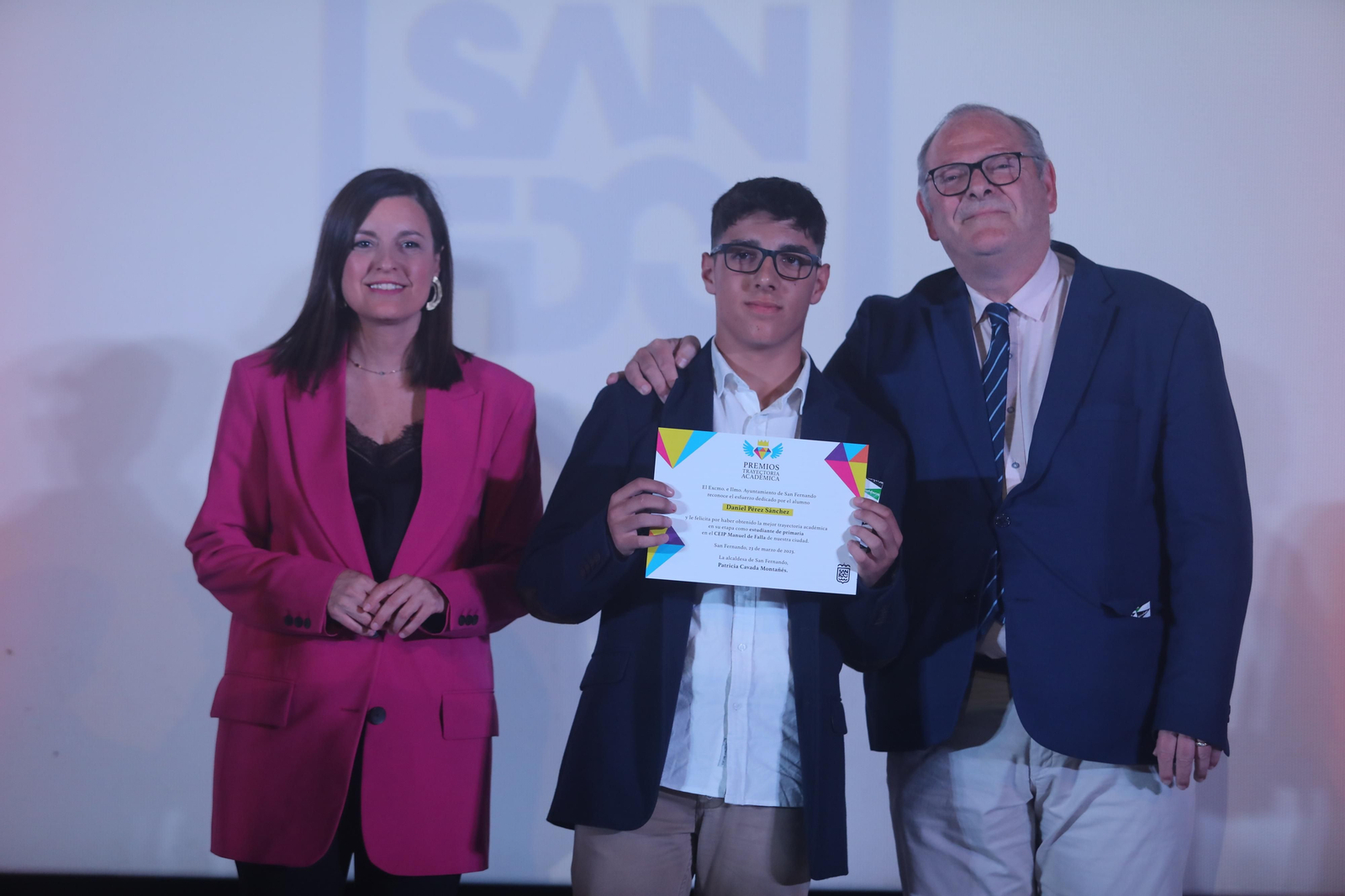 Las imágenes del acto de entrega de premios a los mejores expedientes académicos en San Fernando