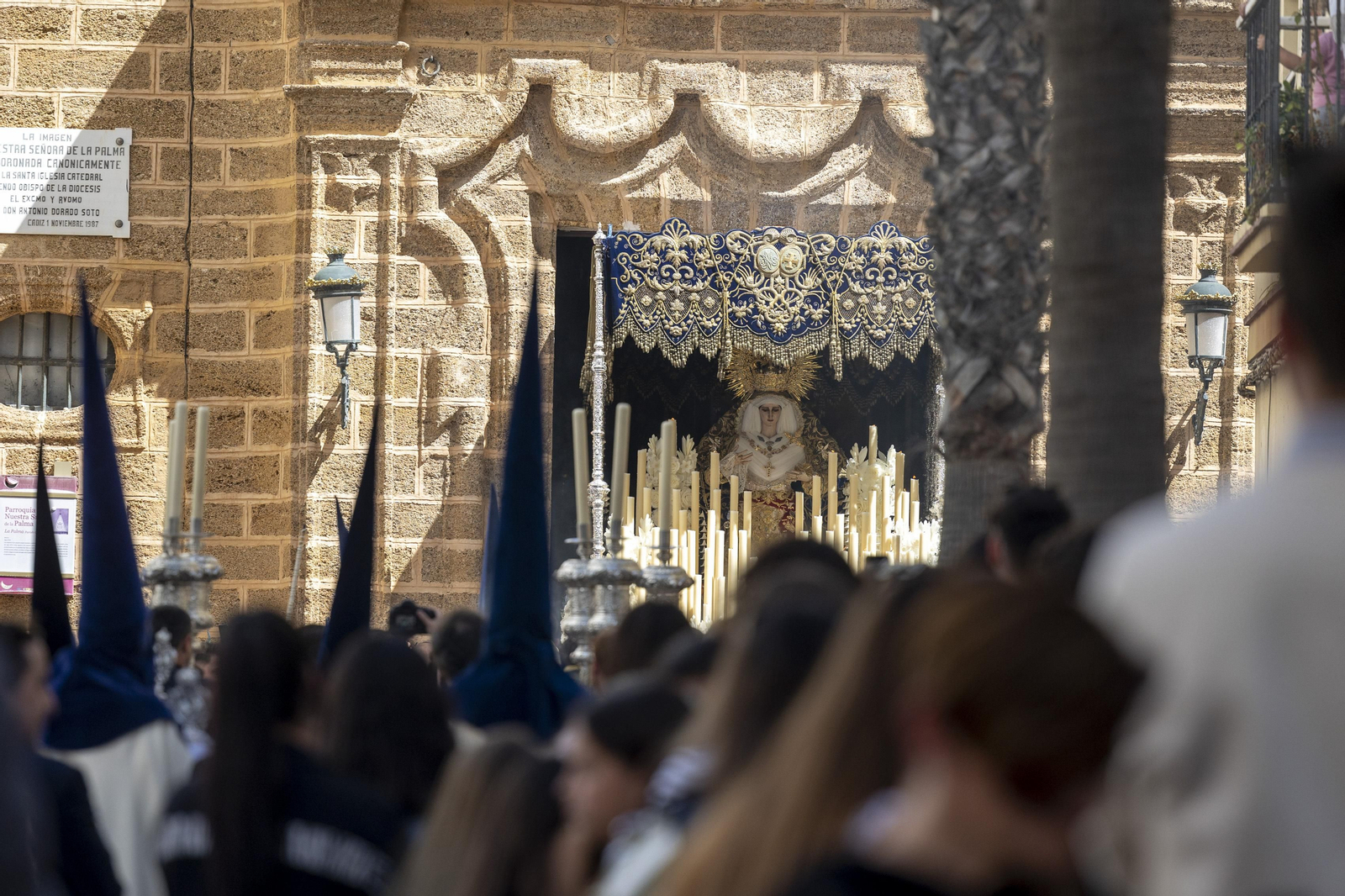 Las imágenes de la salida de la cofradía de La Palma en la Semana Santa 2023