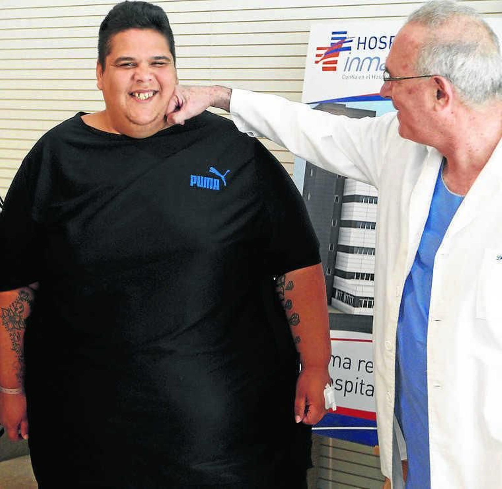 Juan Manuel Heredia, el algecireño que se convirtió en el hombre más obeso del país, antes y después de su primera intervención.