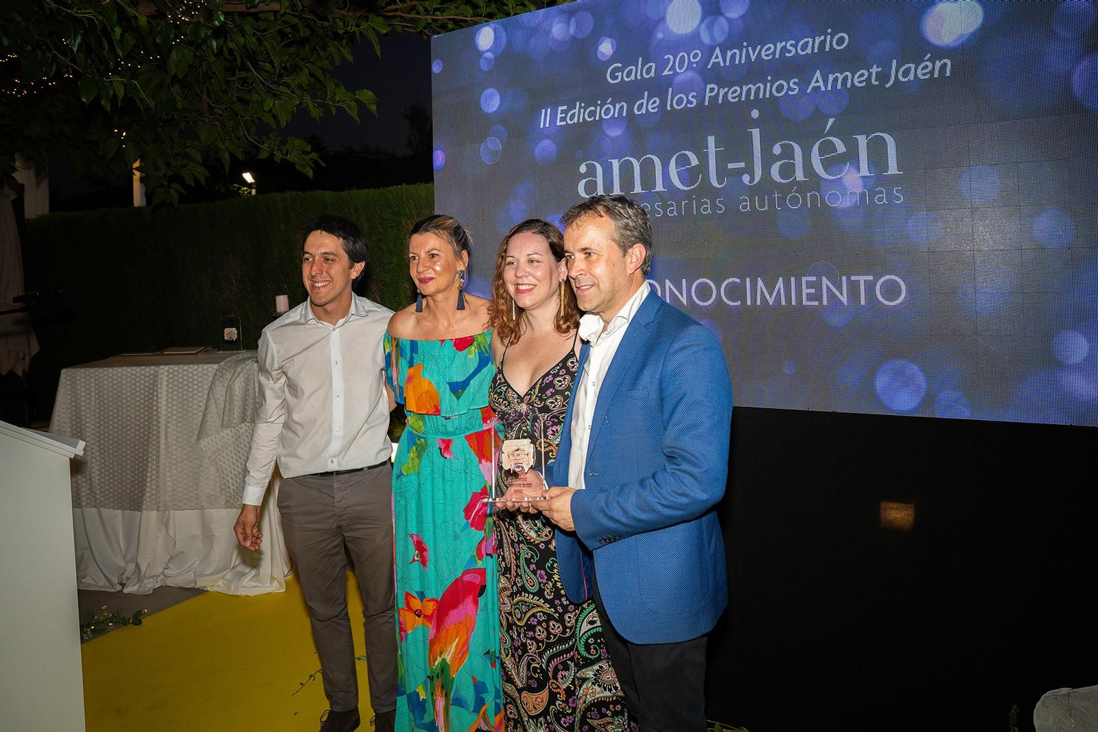 Luis García, Isabel Cano y Julio Millán en representación del Ayuntamiento de Jaén.