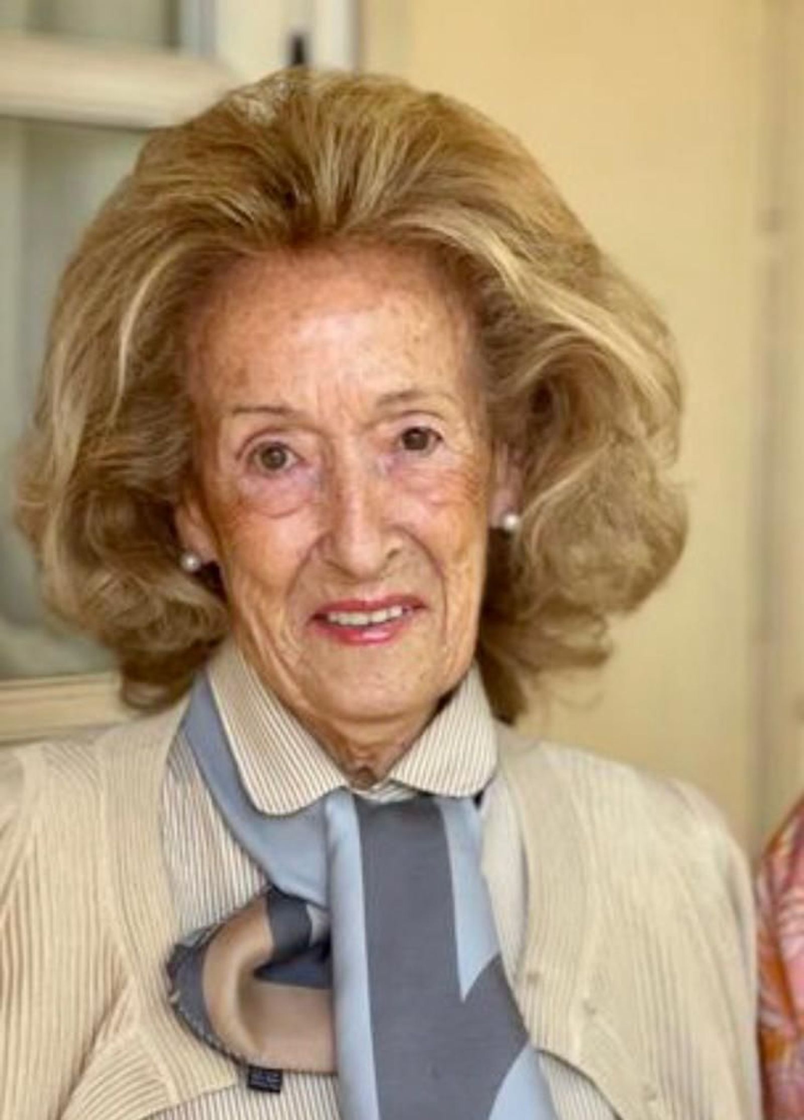 Reyes Guardiola, viuda de José María Pacheco.