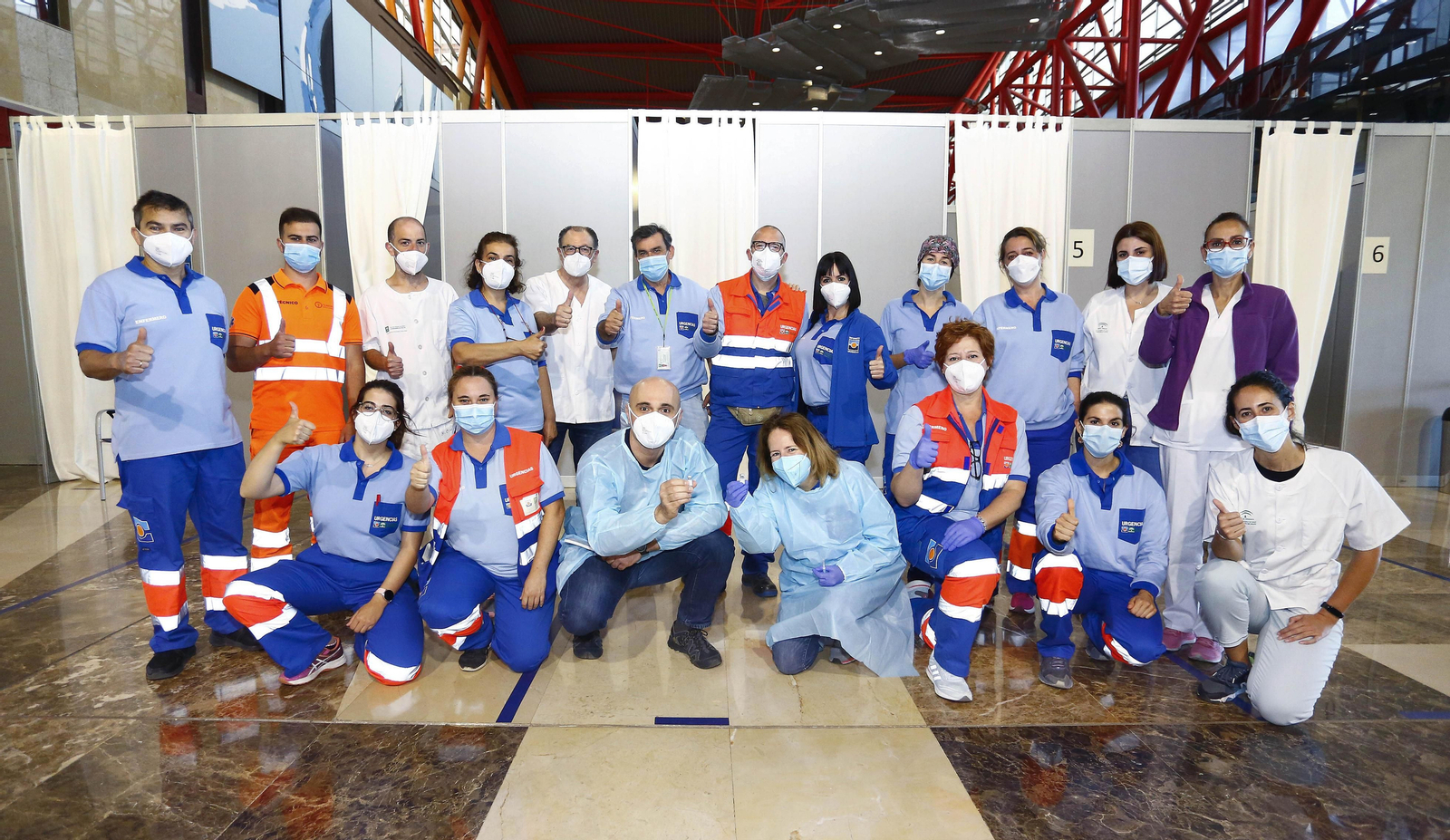 La vacunación del Palacio de Ferias de Málaga, en fotos