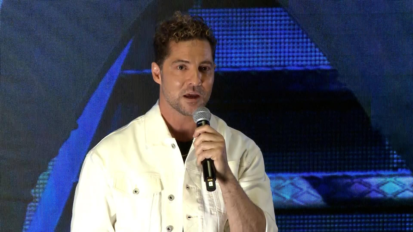 David Bisbal presenta su nueva gira, 'Me siento vivo tour'