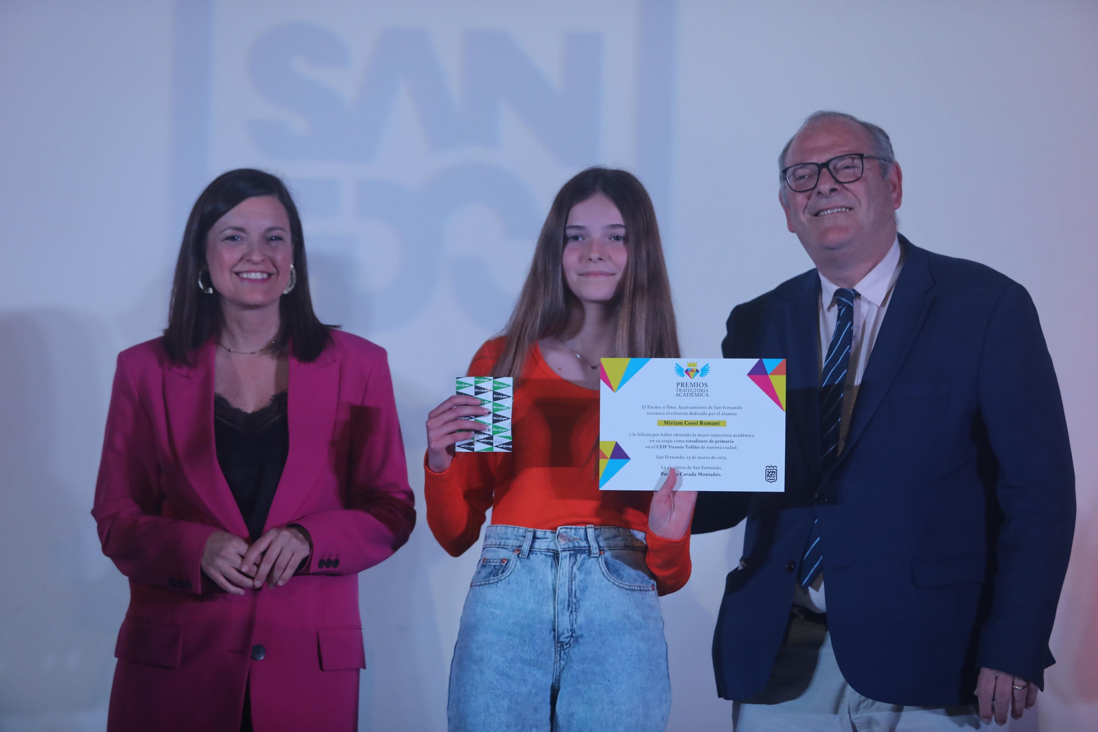 Las imágenes del acto de entrega de premios a los mejores expedientes académicos en San Fernando