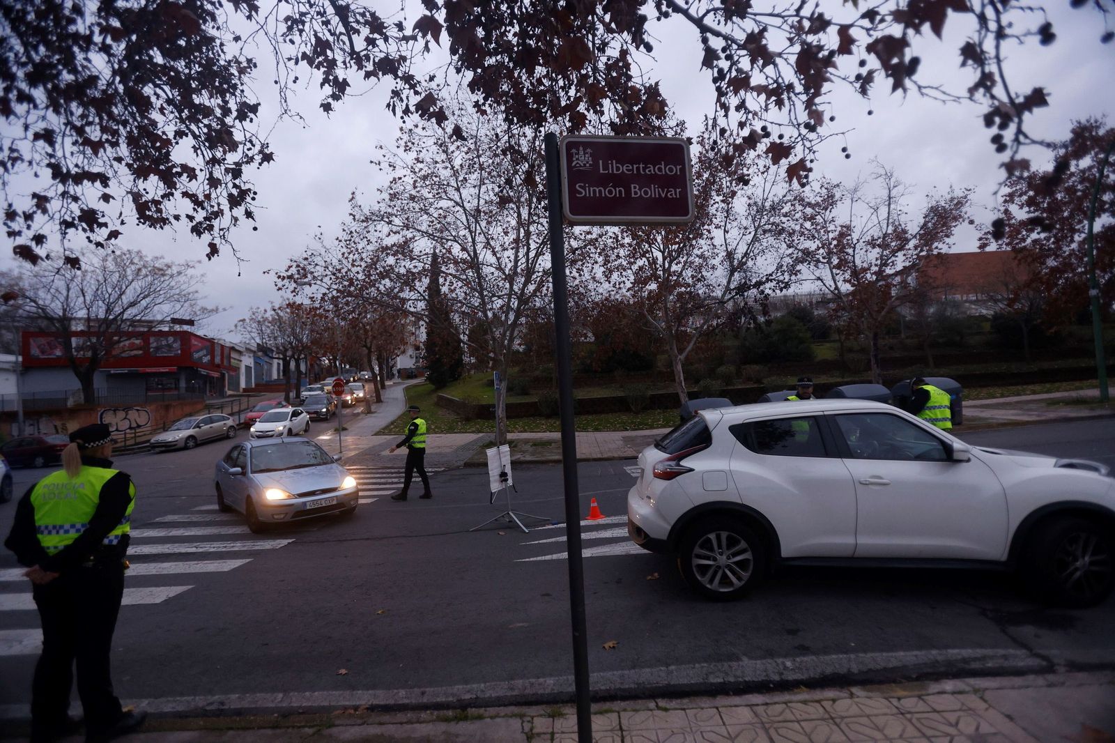 El Grupo Rayo de la Policía Local de Córdoba en acción por el Distrito Sur, en imágenes