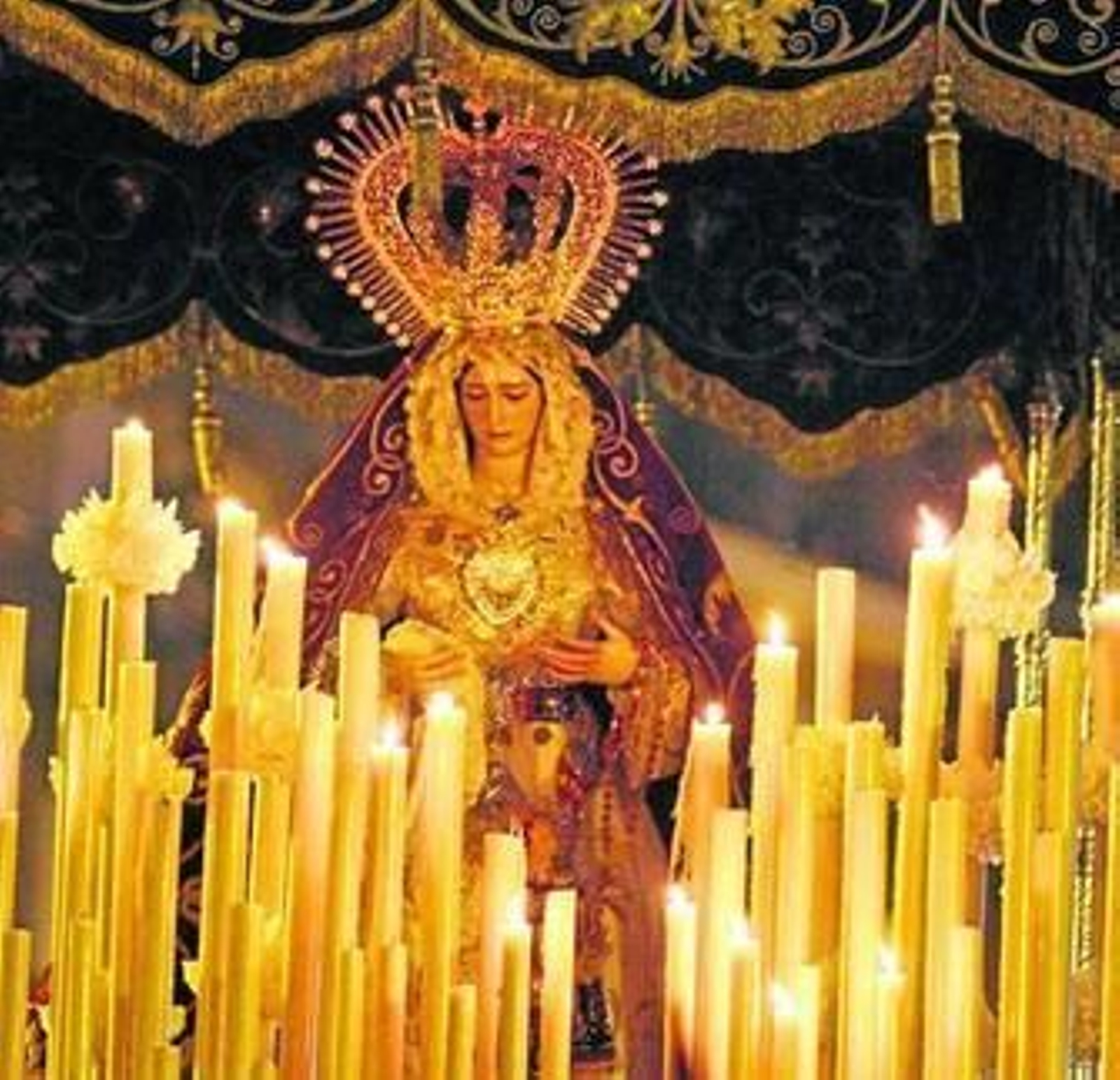 El Señor del Buen Viaje, en la cuesta de Daoíz, de camino hacia Santa Fe y bajo la luz de la luna de Parasceve.