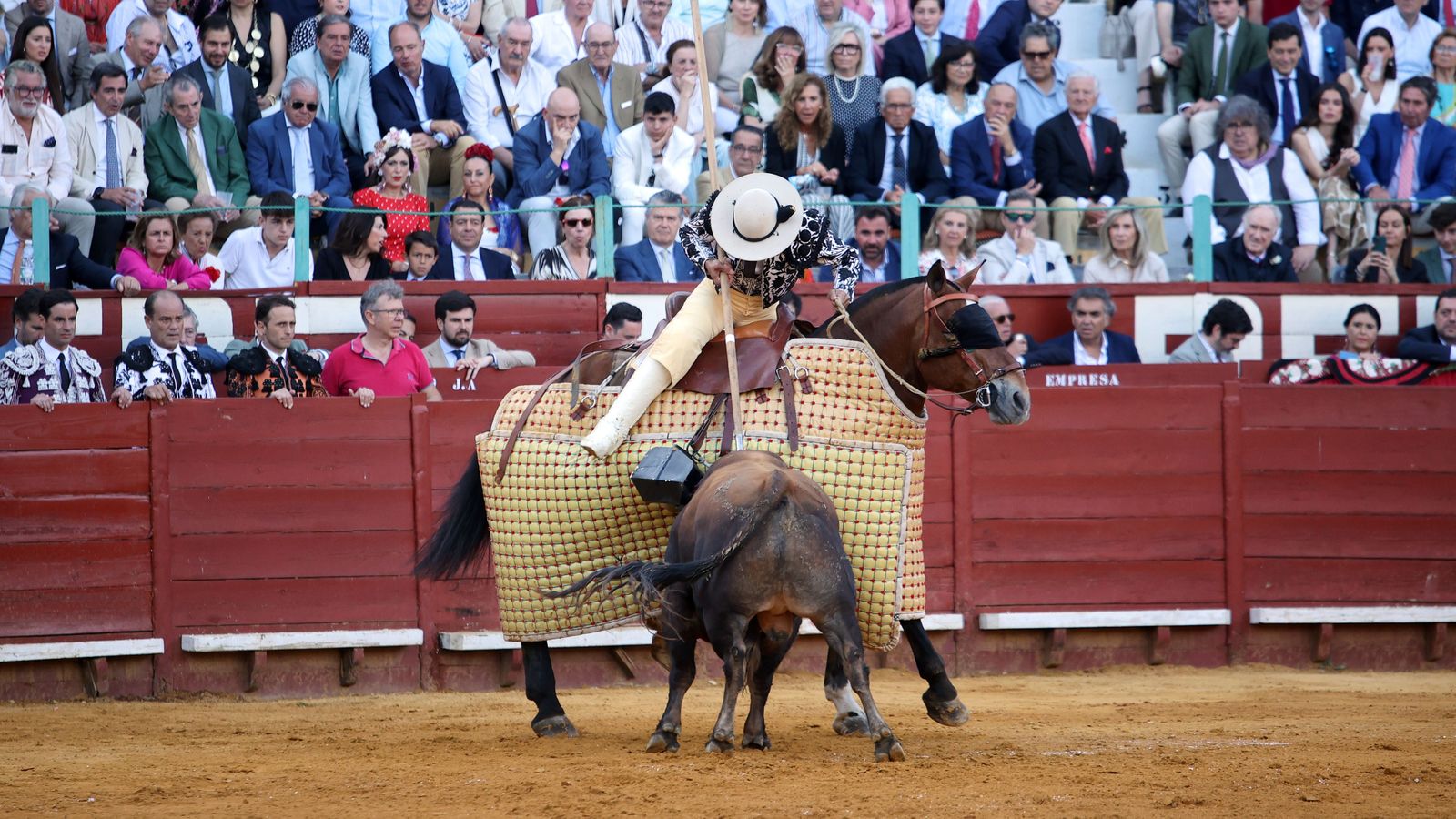 Última tarde de toros de la Feria de Jerez 2024 con Morante, Manzanares y Castella