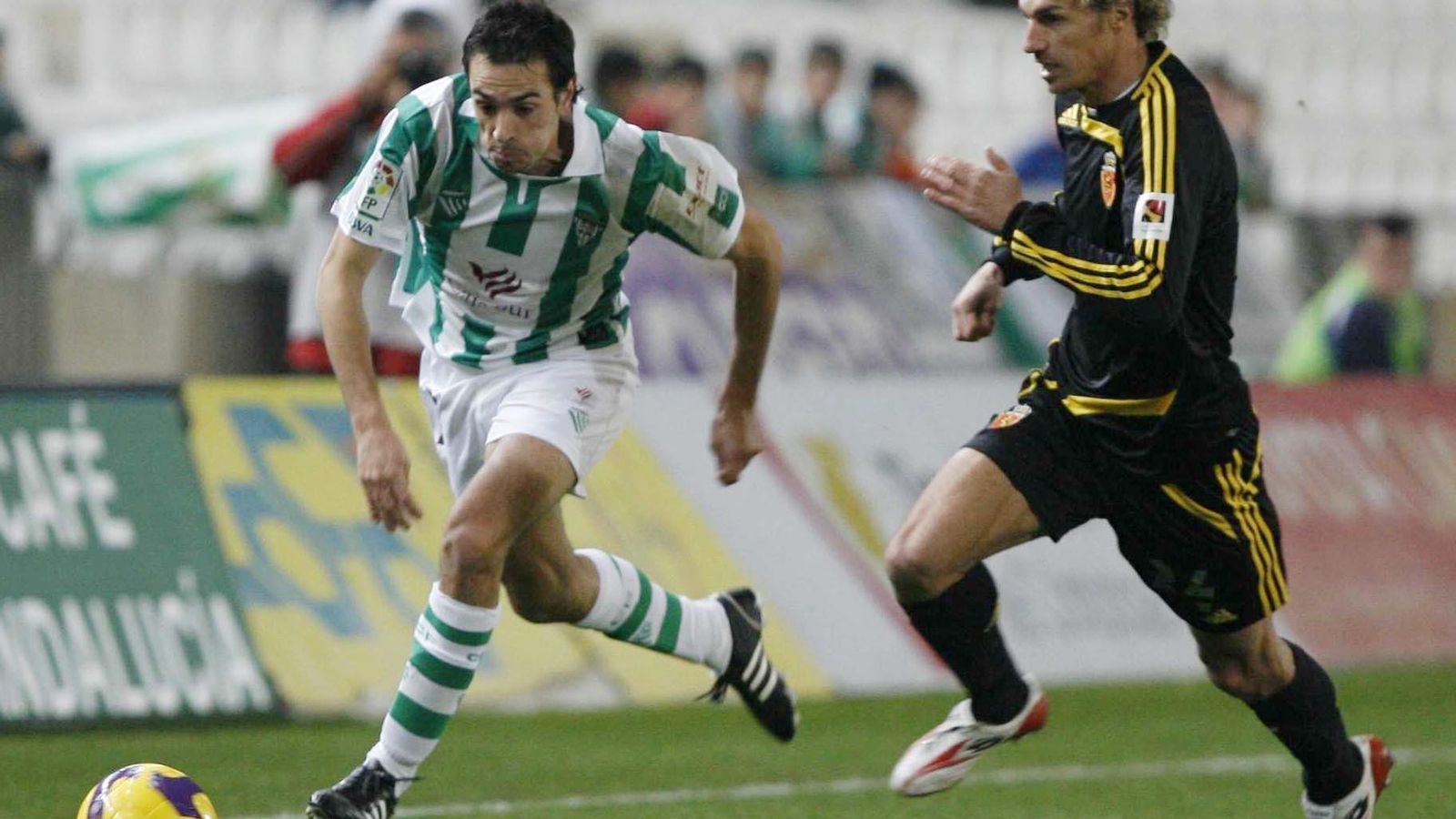 Guzmán, durante un partido en su etapa con el Córdoba CF. Guzmán, durante un partido en su etapa con el Córdoba CF.