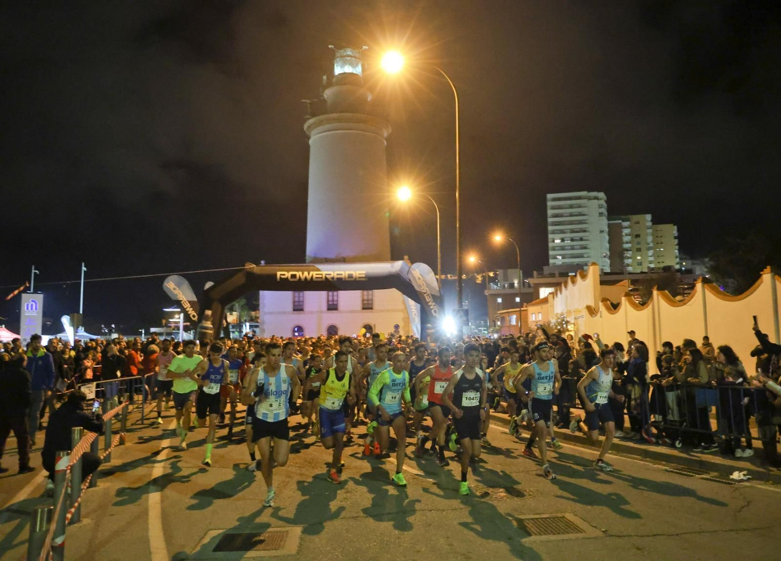 Las fotos de la San Silvestre del Real Club Mediterráneo en Málaga