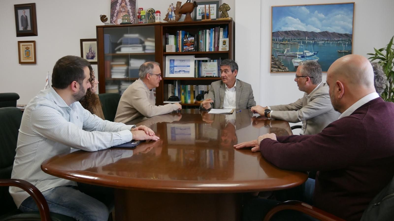 Reunión entre el Ayuntamiento e Hidralia.