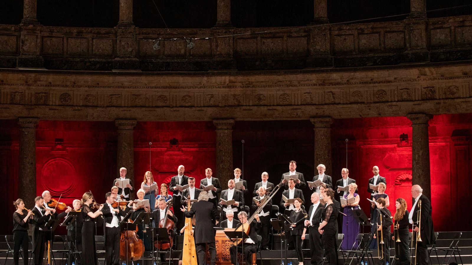 Uno de los momentos del espectáculo de The Sixteen Choir