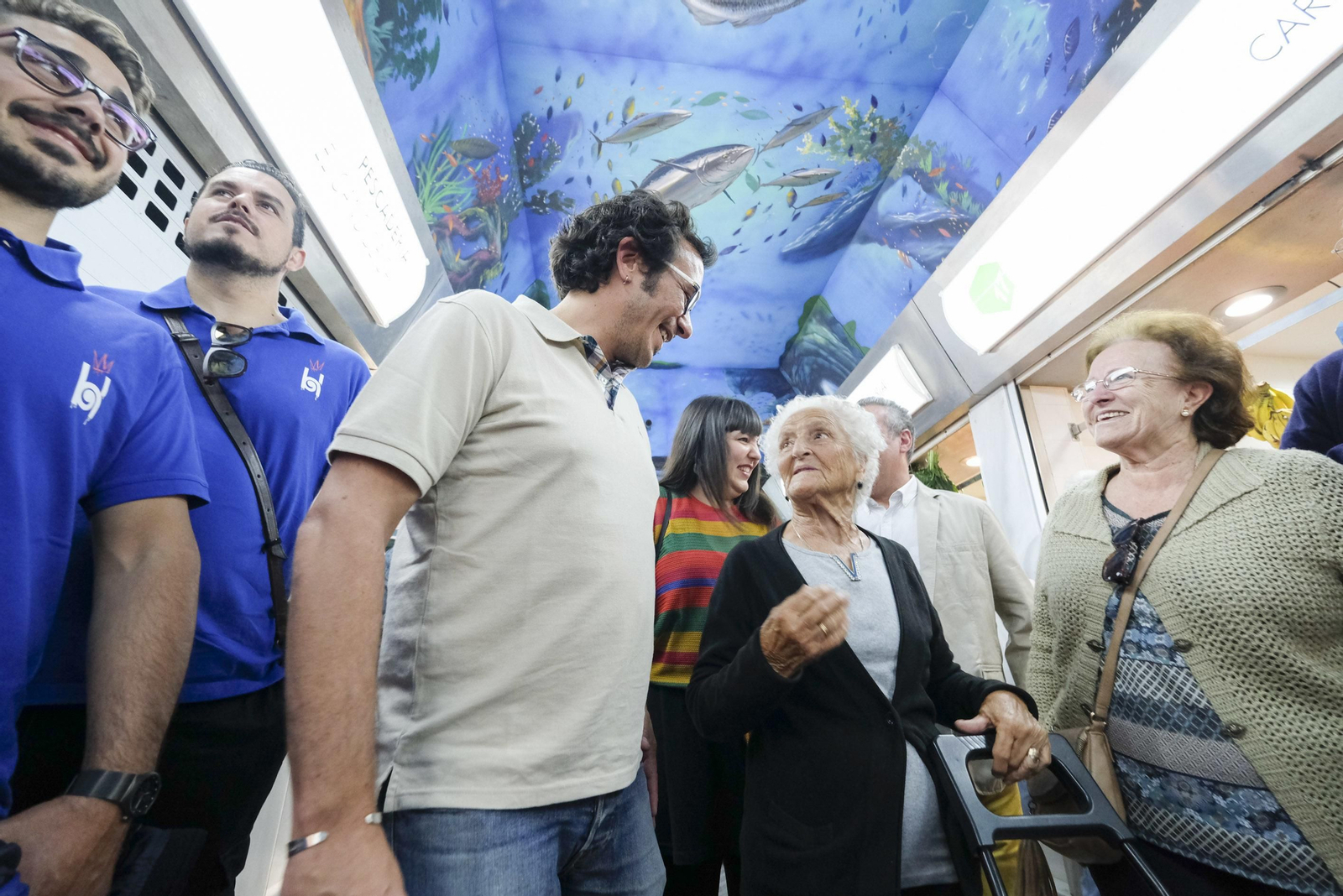 Inaugurada la nueva decoración del mercado Virgen del Rosario