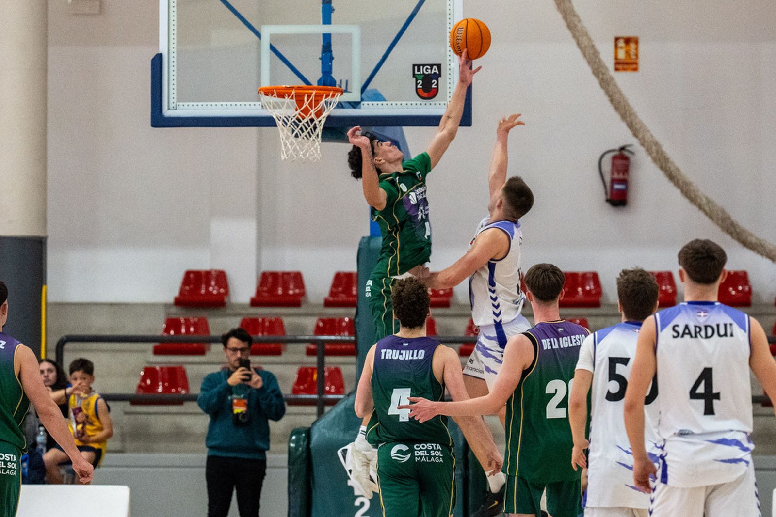 Liga U22: El Unicaja vence al Bilbao Basket con un estelar Alonso de la Iglesia (86-66)