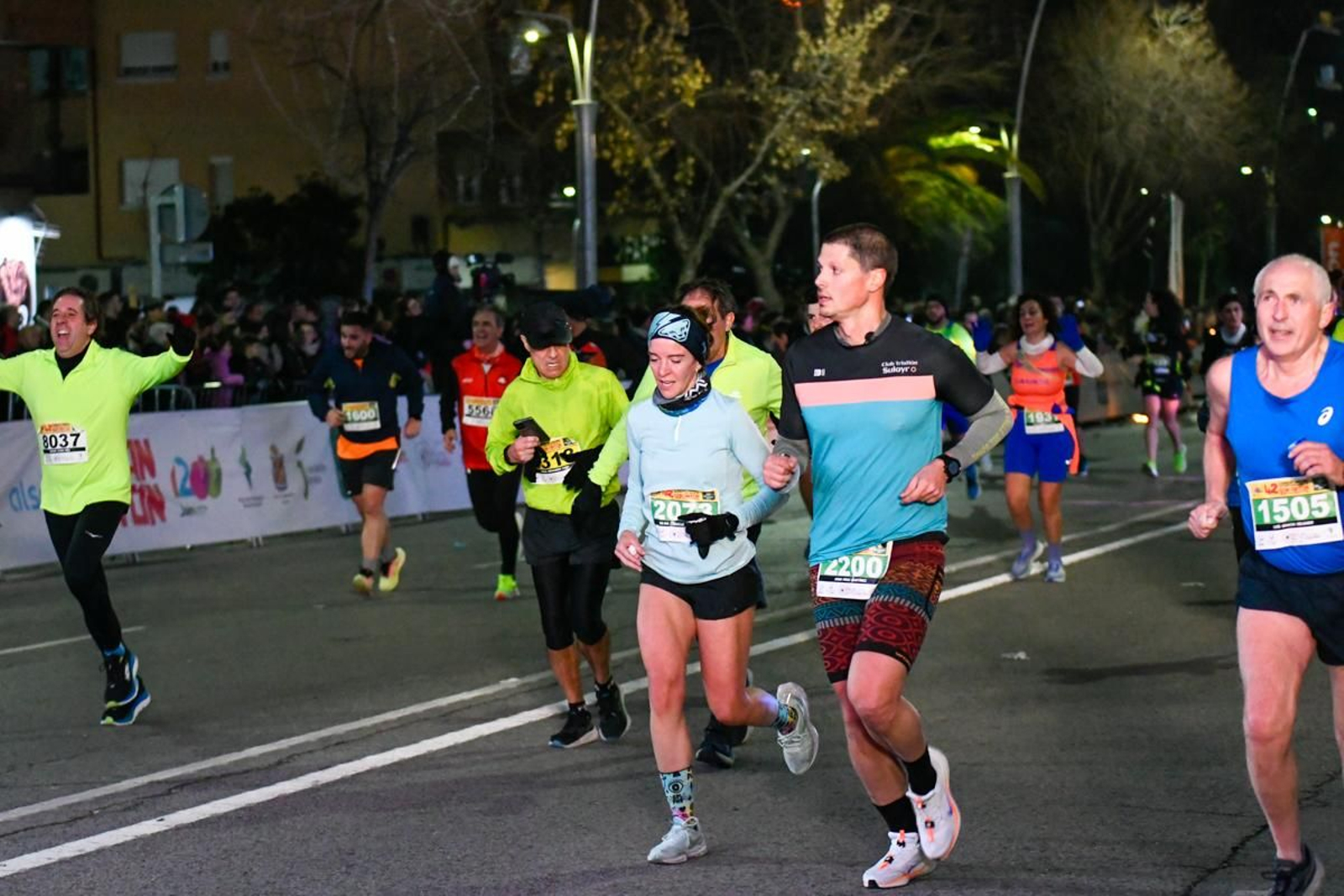 En imágenes: búscate en tu llegada a meta de la Carrera de San Antón 2025 (6)