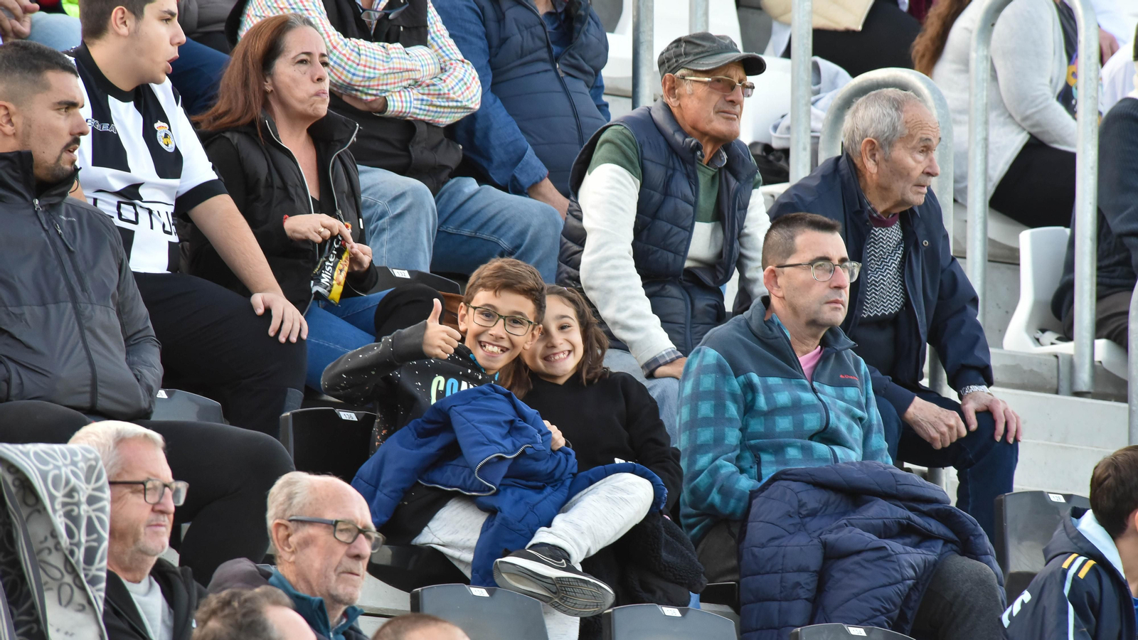 Búscate durante el Balona - UCAM Murcia en el Ciudad de La Línea