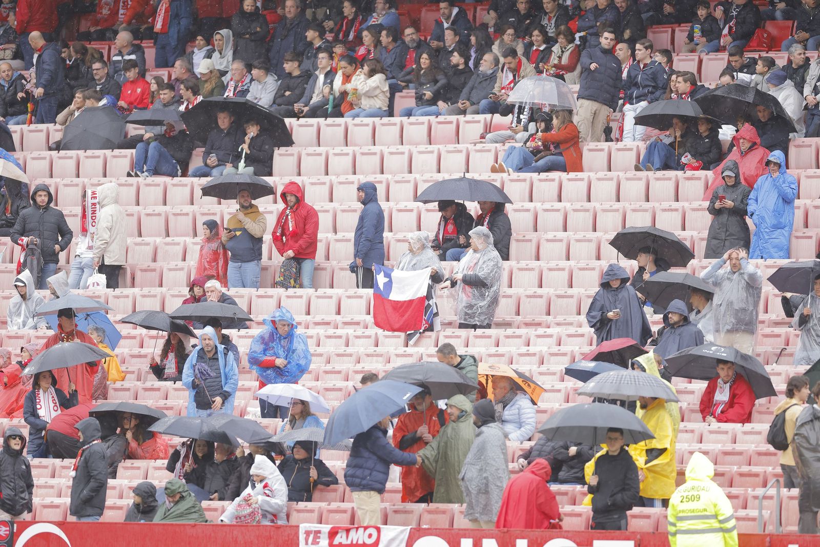 Búscate en las fotos del Sevilla FC - Levante