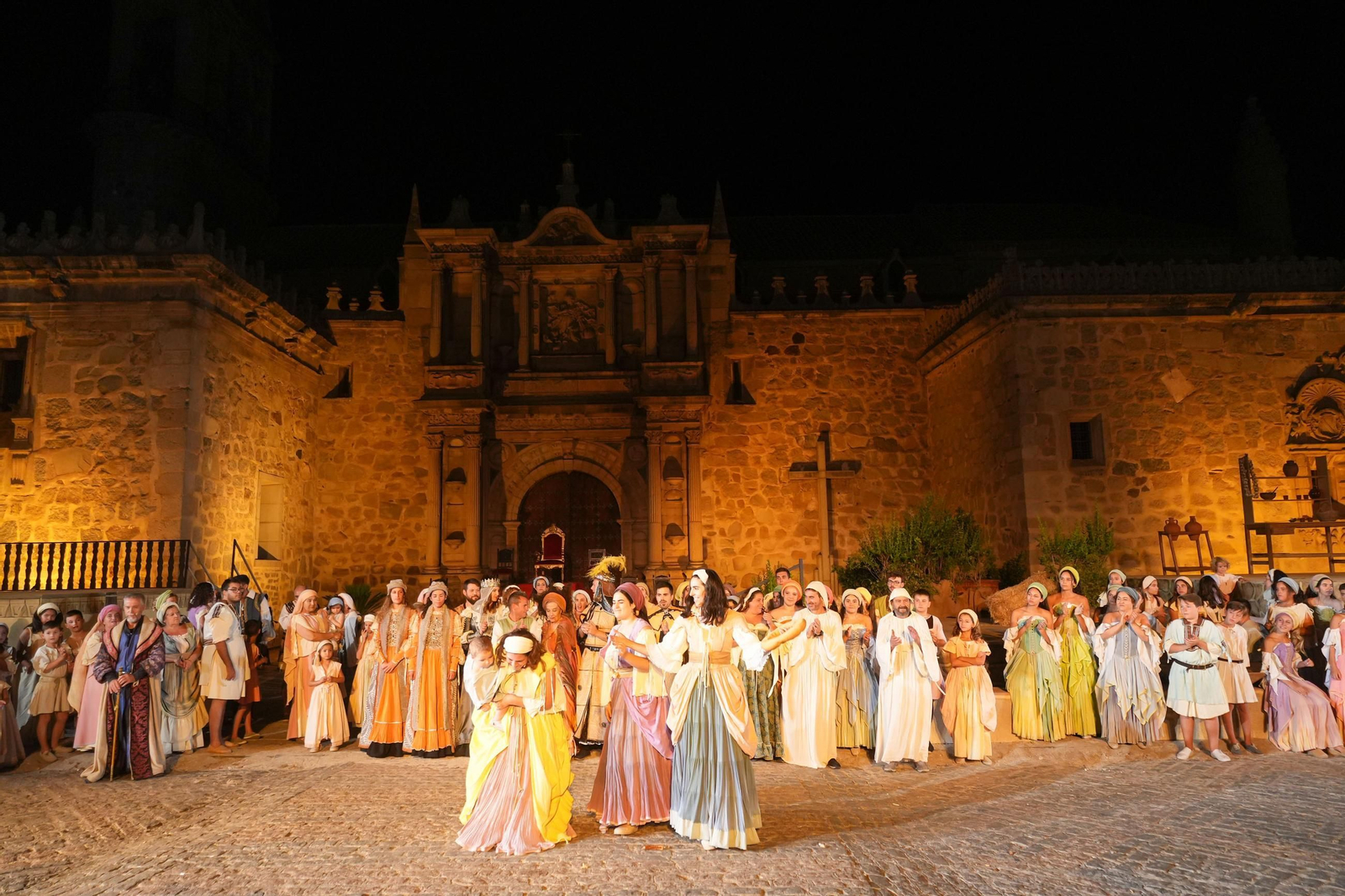 Una escena de 'La vaquera de la Finojosa' en Hinojosa del Duque. Una escena de 'La vaquera de la Finojosa' en Hinojosa del Duque.