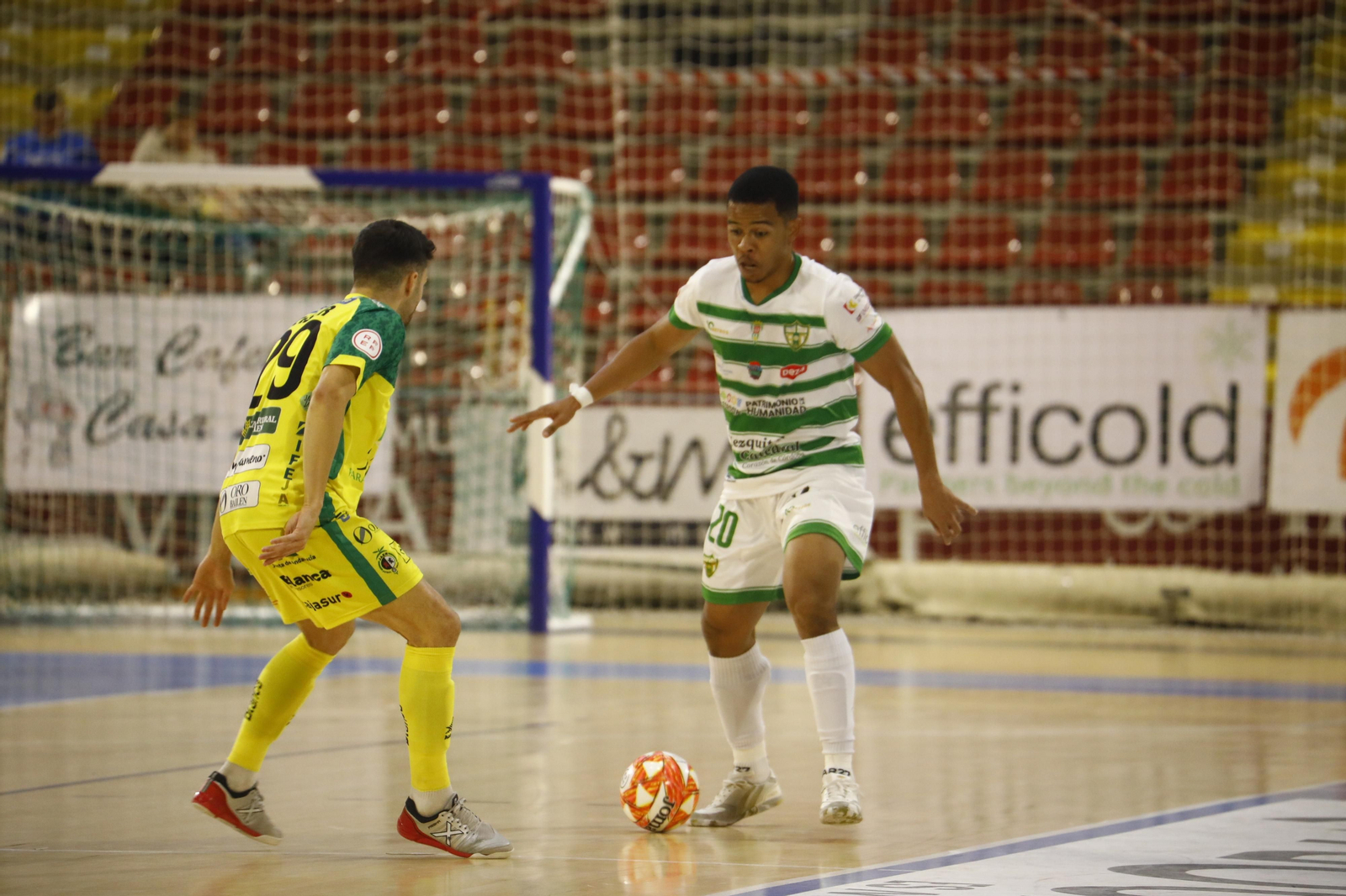 Las imágenes del empate entre el Córdoba Futsal y el Jaén Paraíso Interior