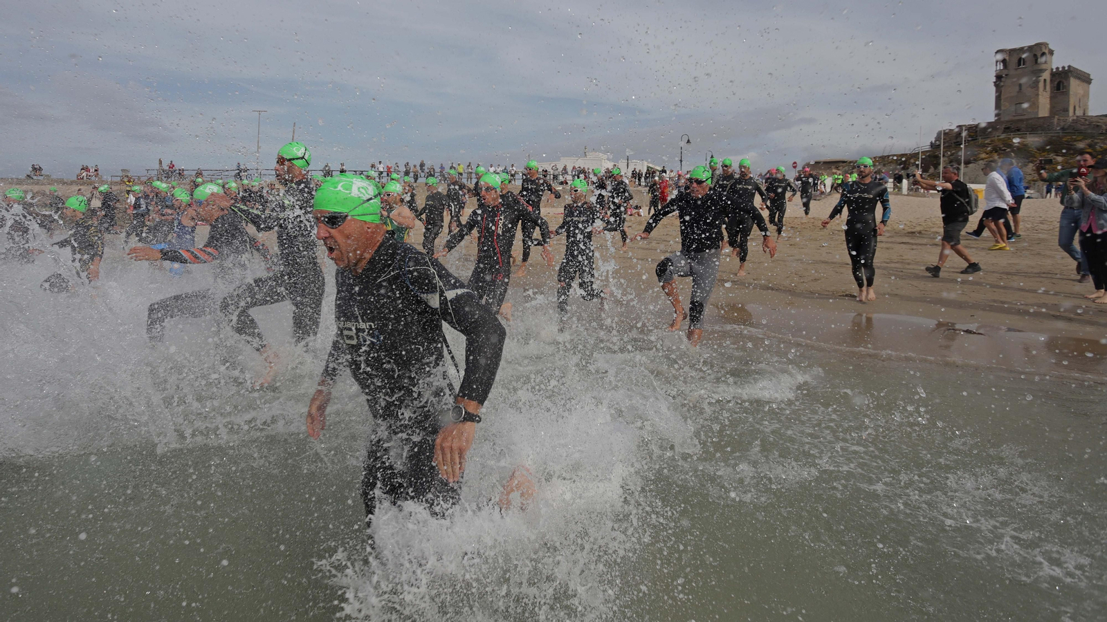 Fotos del I Triatlón Cros del Viento en Tarifa
