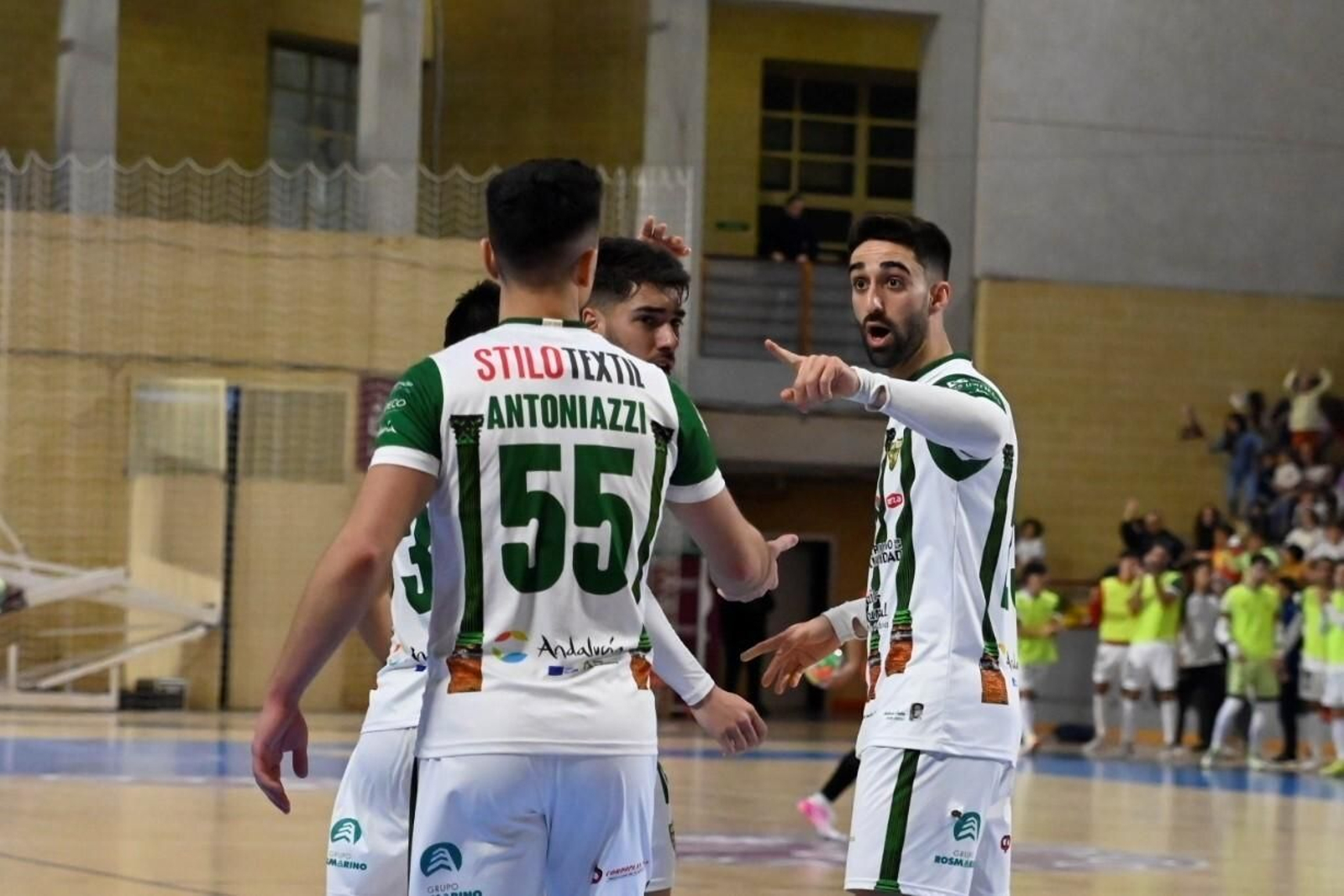 Las mejores fotos del triunfo del Córdoba Futsal ante Osasuna Magna Las mejores fotos del triunfo del Córdoba Futsal ante Osasuna Magna