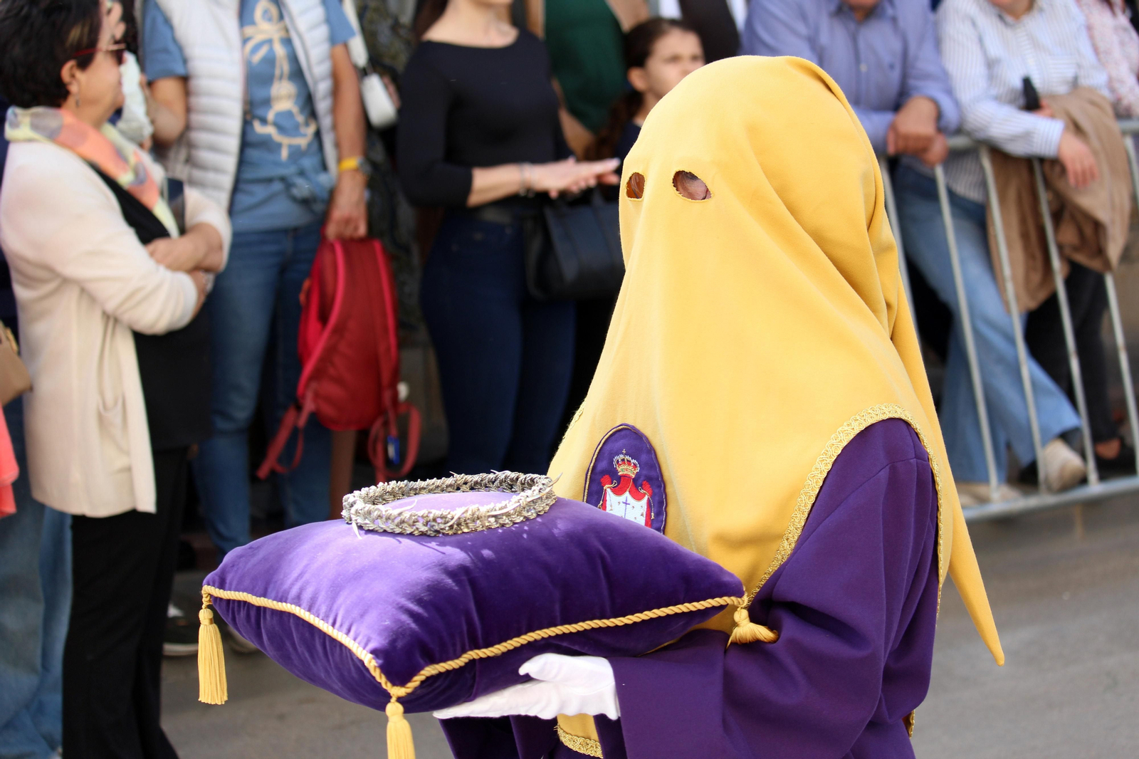 Las imágenes de la Subida de Jesús y la procesión del Viernes Santo por la mañana en Vera