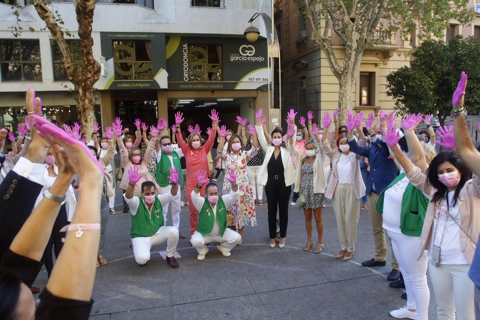 El Día Mundial de la Lucha contra el Cáncer de Mama en Córdoba, en imágenes