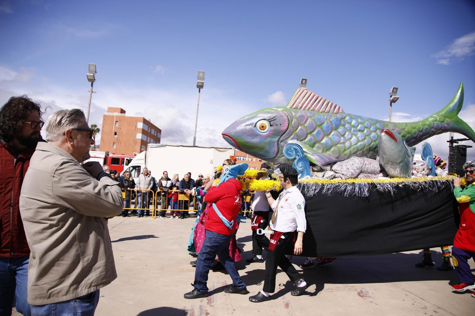 Las imágenes del entierro de la sardina en Almería