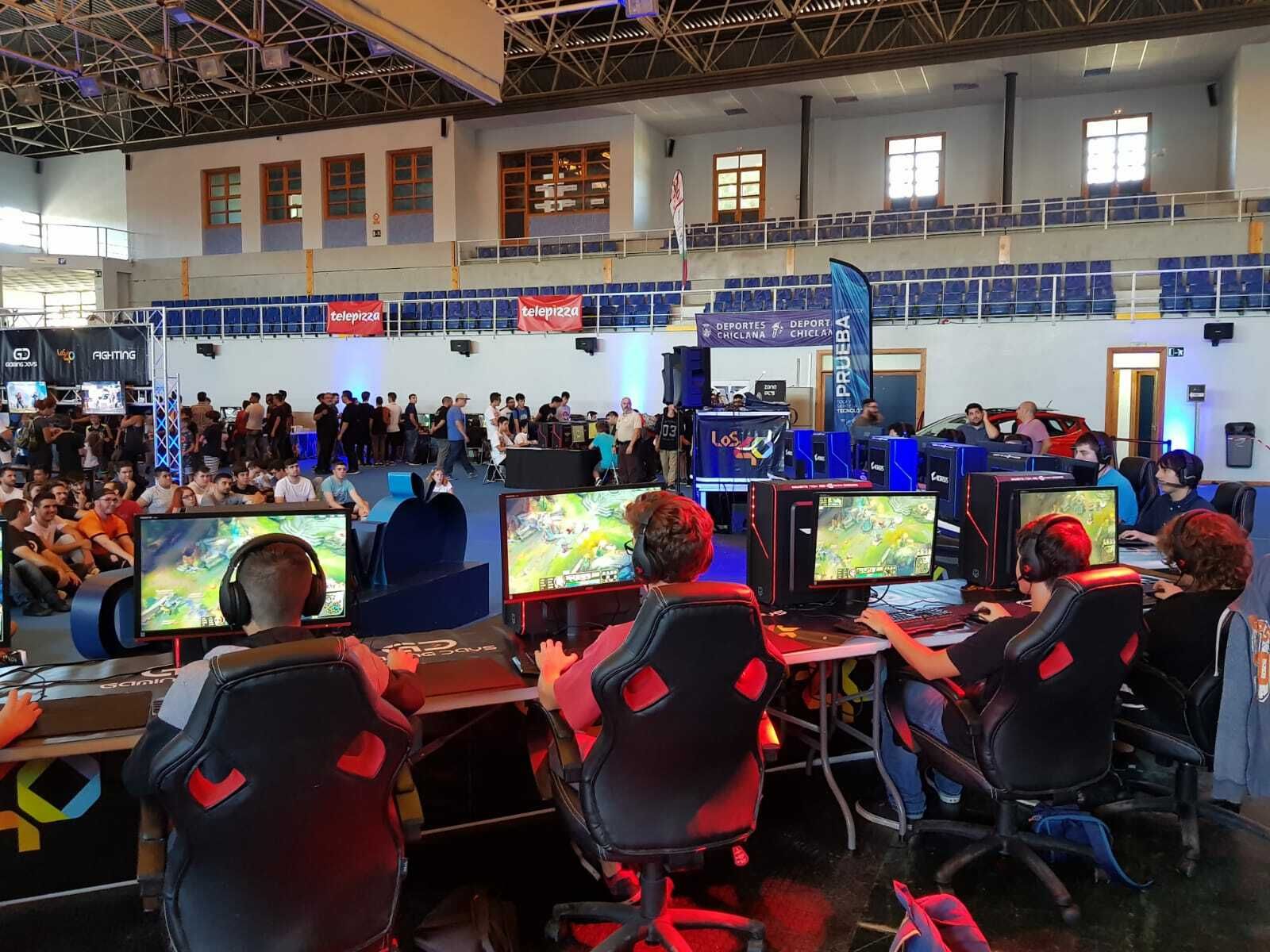 El pabellón Ciudad de Chiclana, en la primera edición de esta cita.