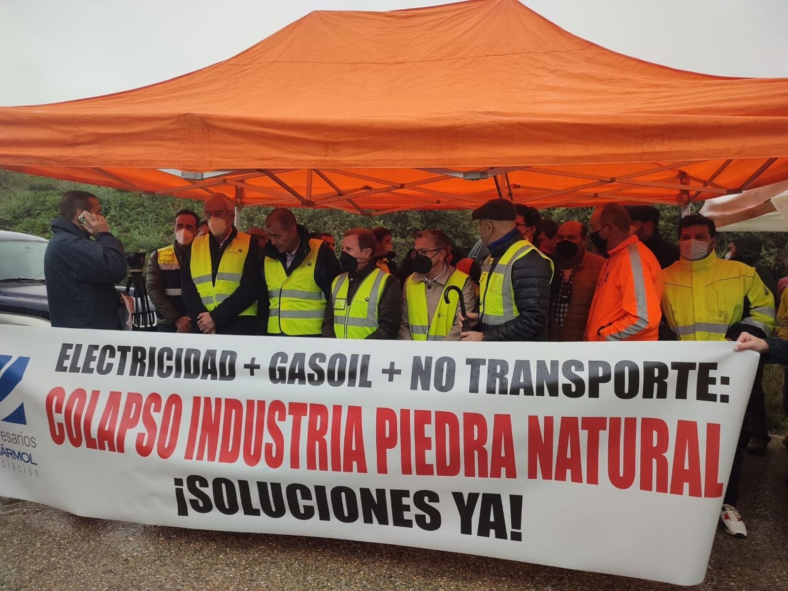 El sector de la piedra natural, a través de AEMA, celebra un acto reivindicativo en las canteras de Macael