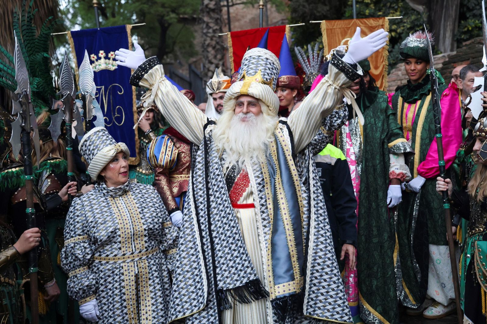 Los Reyes Magos llenan Málaga de ilusión tras la lluvia