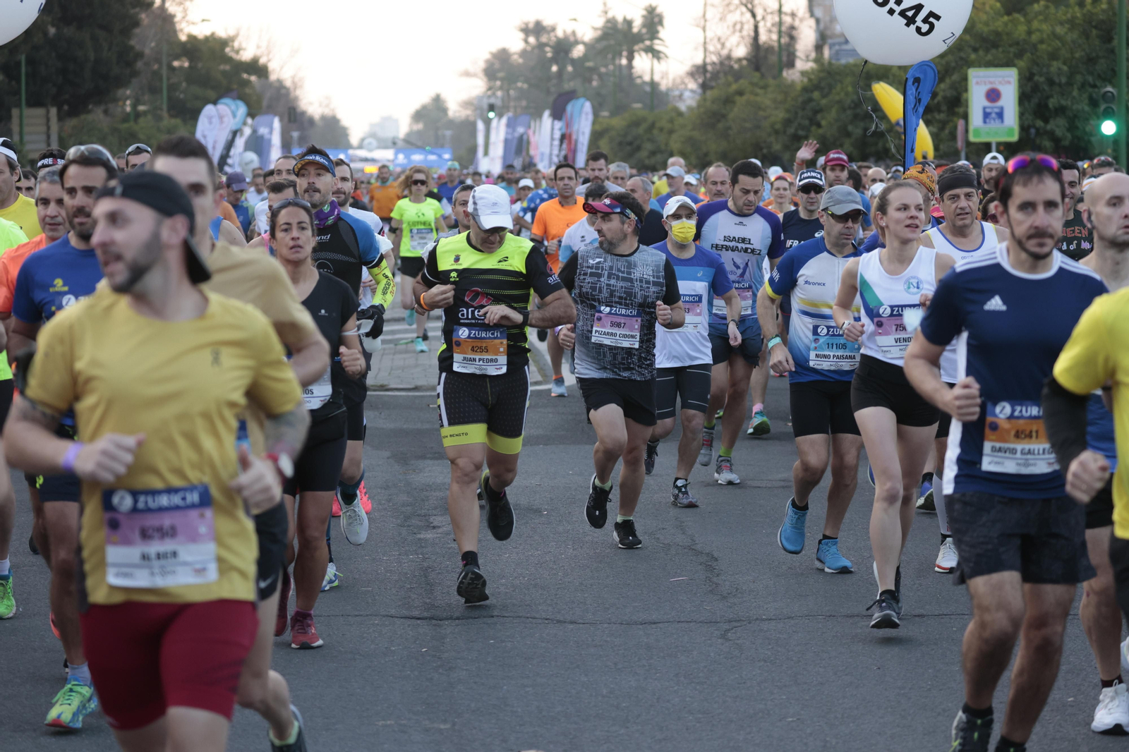 Las imágenes de la Maratón de Sevilla 2022 (4)