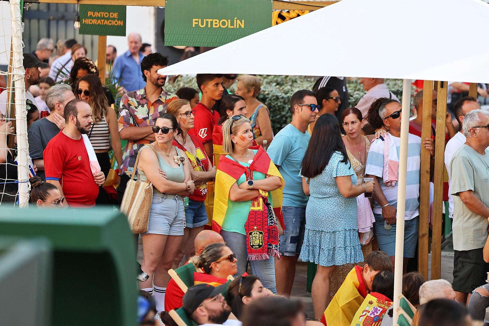 Imágenes de la Fan zone en Huelva de la Final de la Eurocopa entre Inglaterra y España Imágenes de la Fan zone en Huelva de la Final de la Eurocopa entre Inglaterra y España