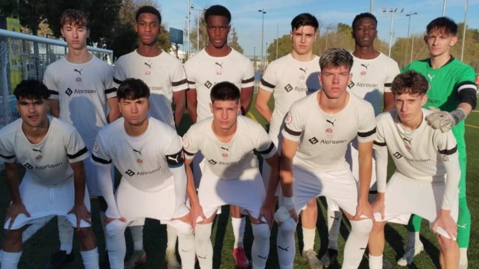 Alineación titular de La Cañada Atlético en su visita al campo del CD Mosquito.