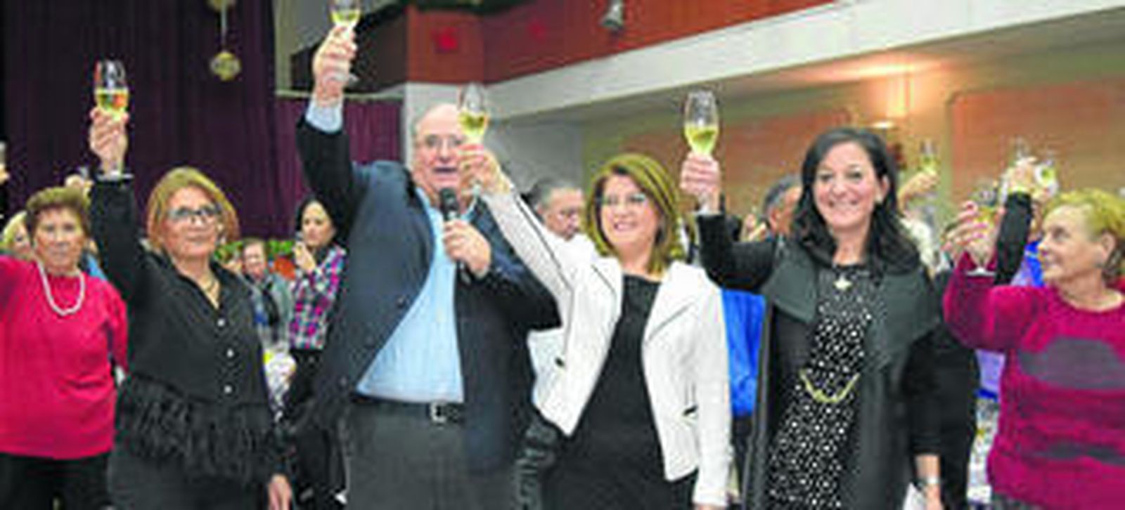 Gádor celebra el día grande de sus mayores en la Gala del Pensionista