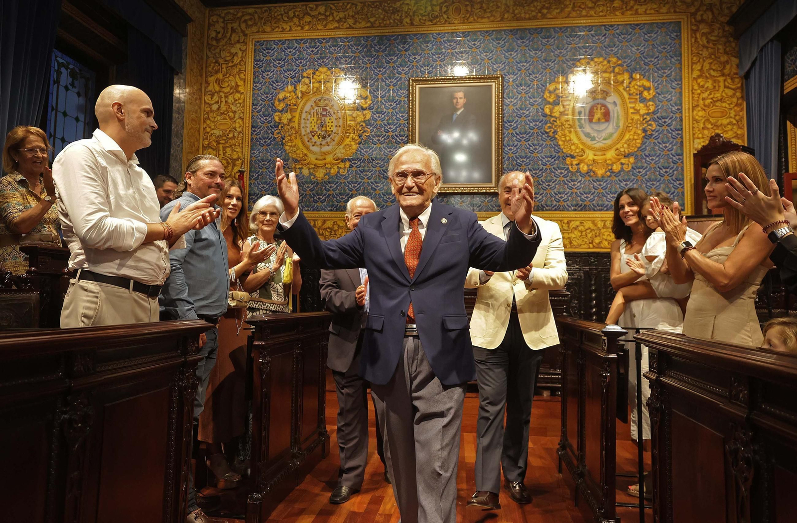 Fotos del acto de reconocimiento a Crescencio Torés en el Ayuntamiento de Algeciras