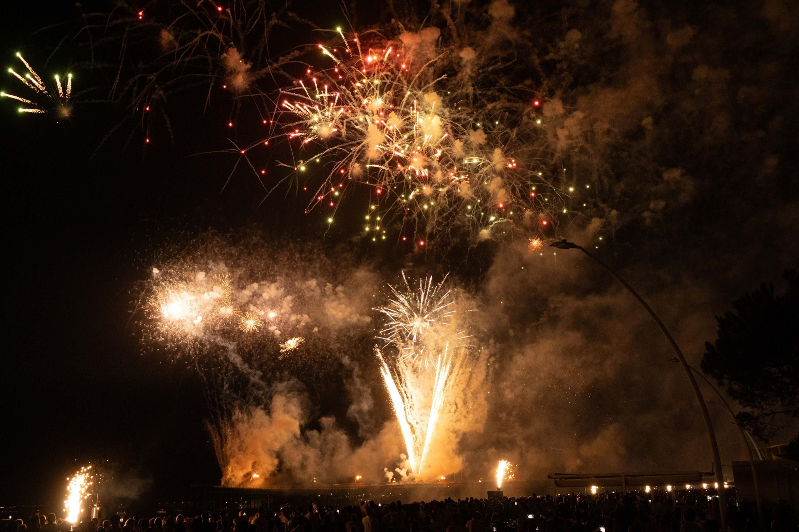 Colombinas 2025: Imágenes del ambiente el lunes 4 de agosto en las Fiestas Colombinas