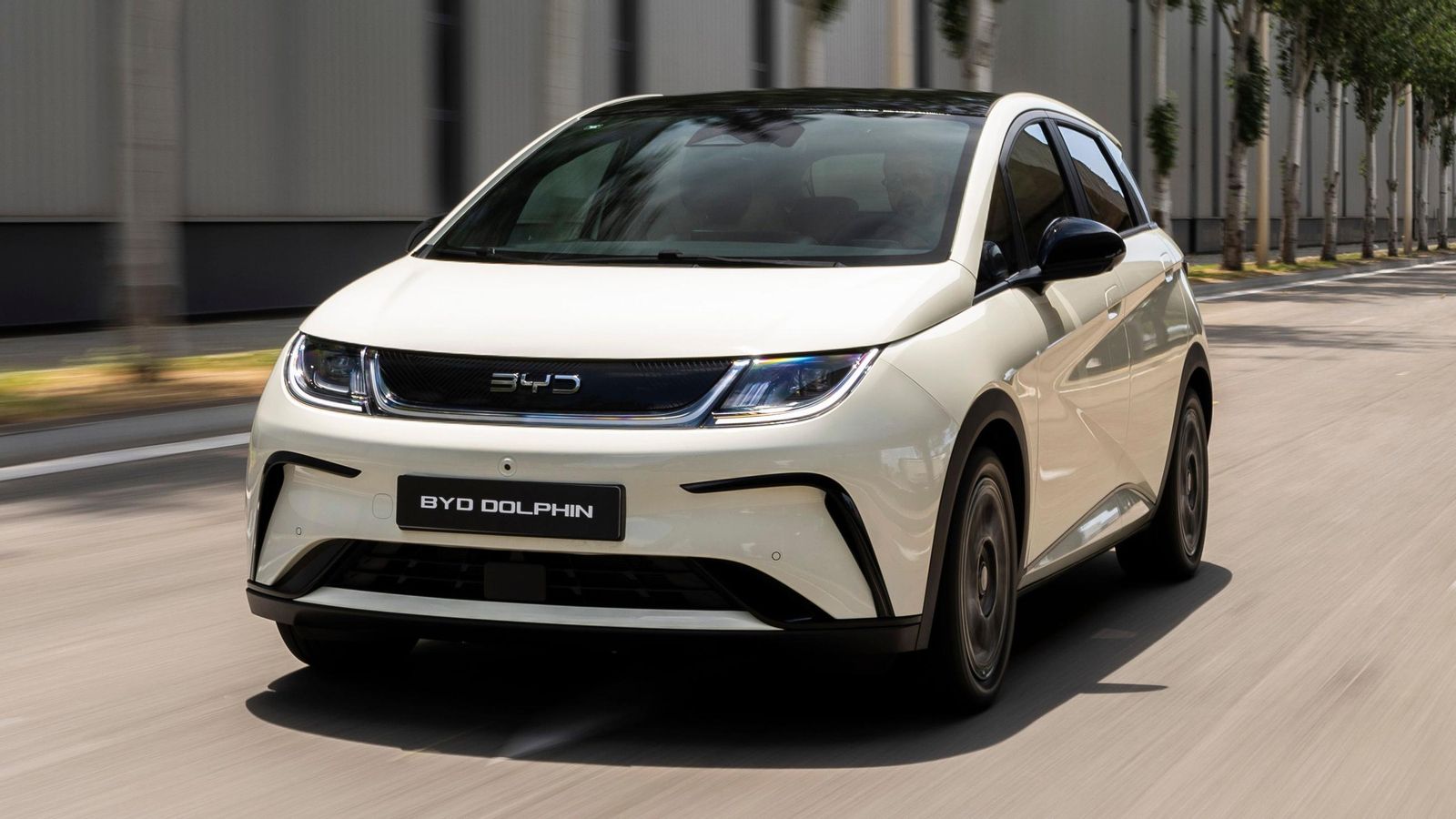 La bomba de calor, que era ya de serie desde el lanzamiento de este compacto, gana en eficiencia, aunque no varía la autonomía homologada.