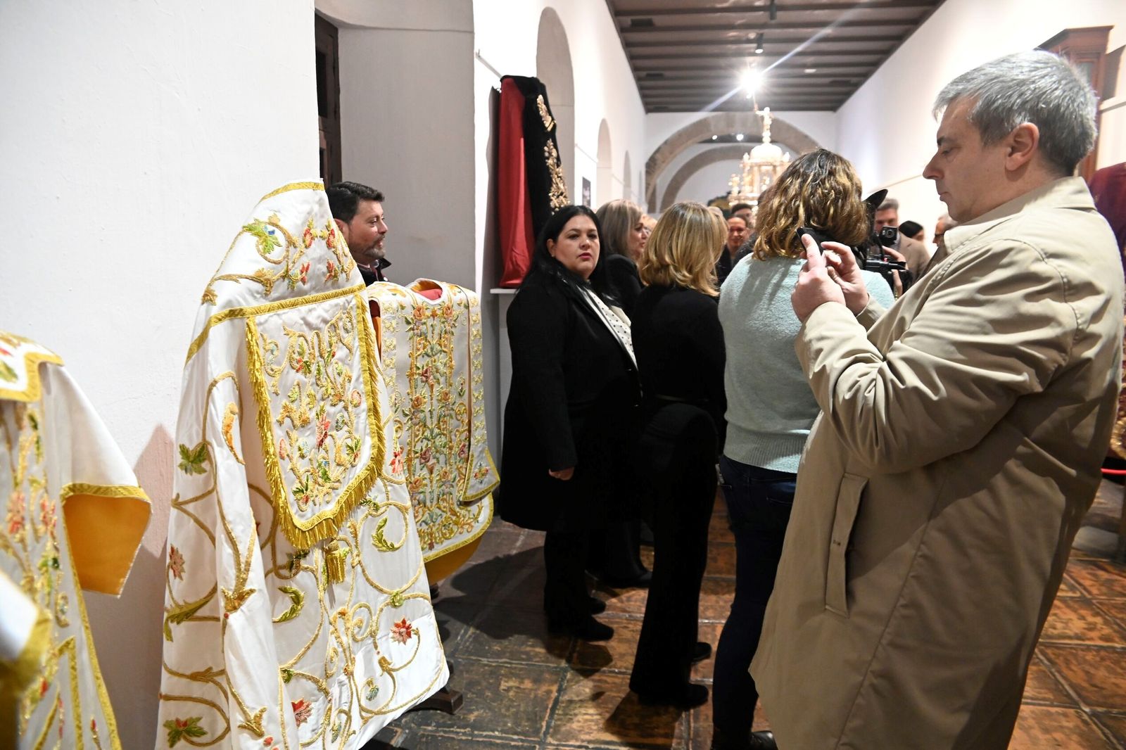 Las mejores fotos de la exposición 'El legado de la fe' sobre patrimonio cofrade cordobés restaurado