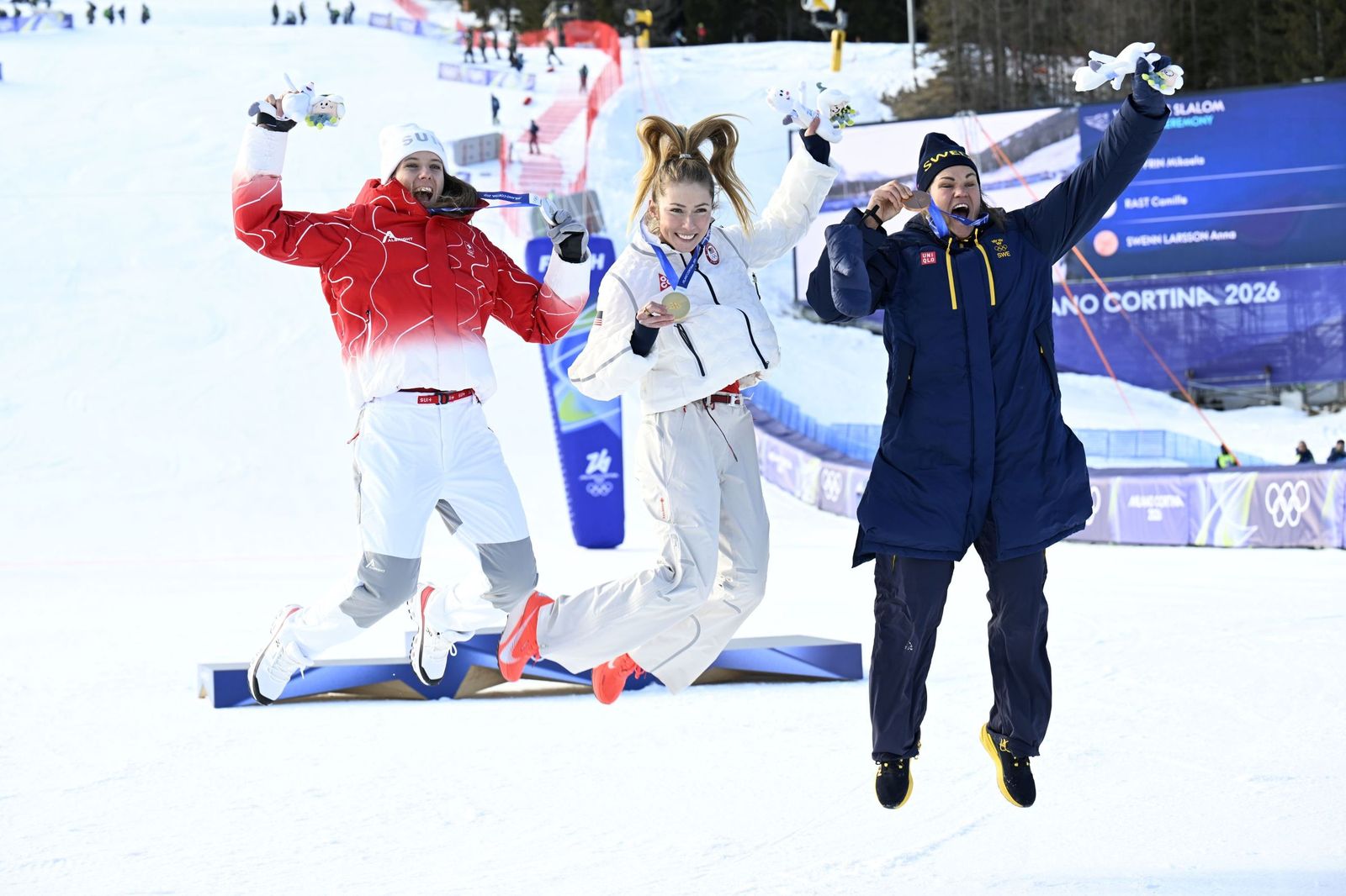 Las mejores fotos de los Juegos Olímpicos de invierno Milán Cortina d'Ampezzo 2026 | Jornada 13