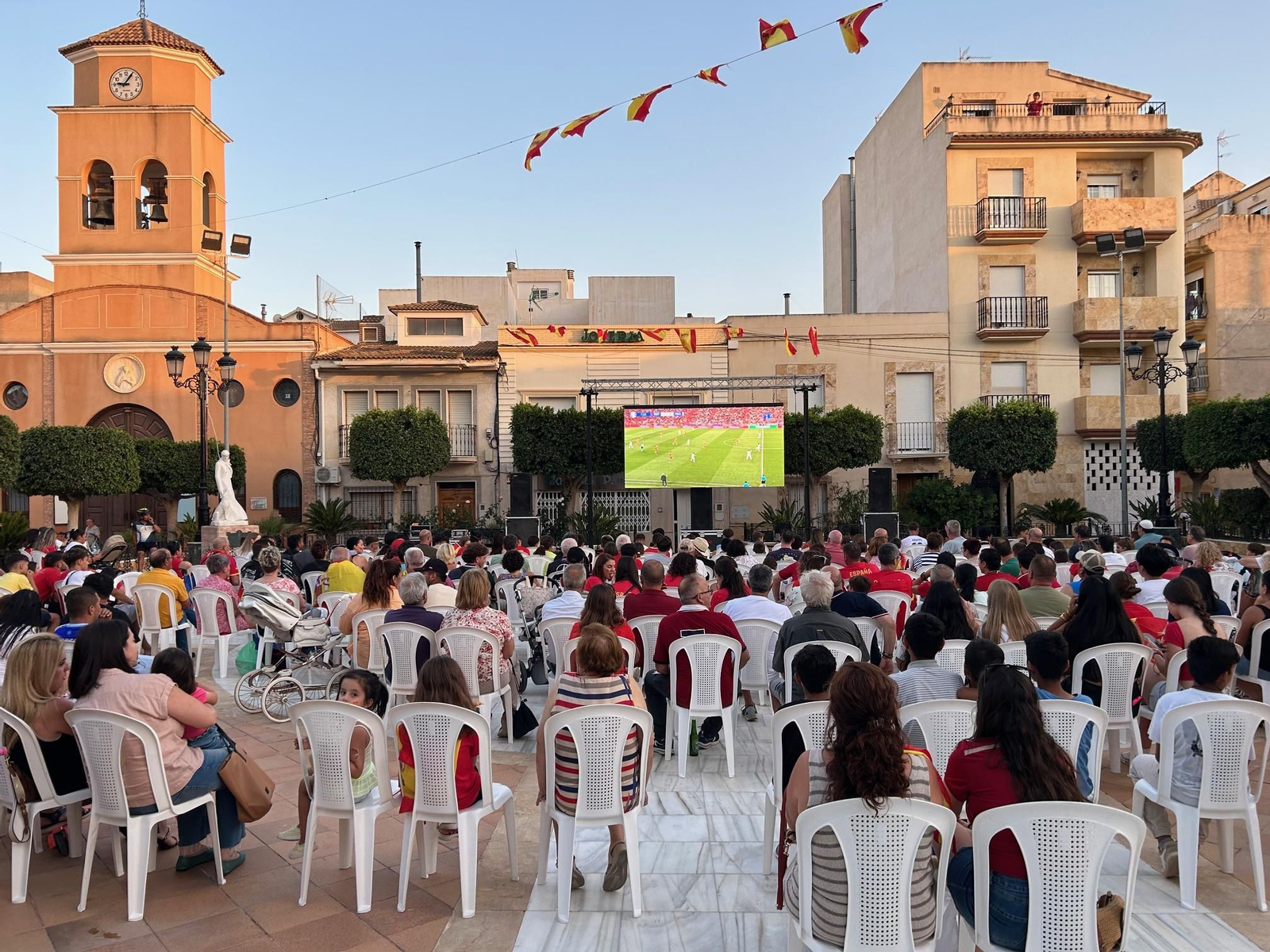 La Plaza de San Francisco estaba abarrotada durante la semifinal del pasado martes.