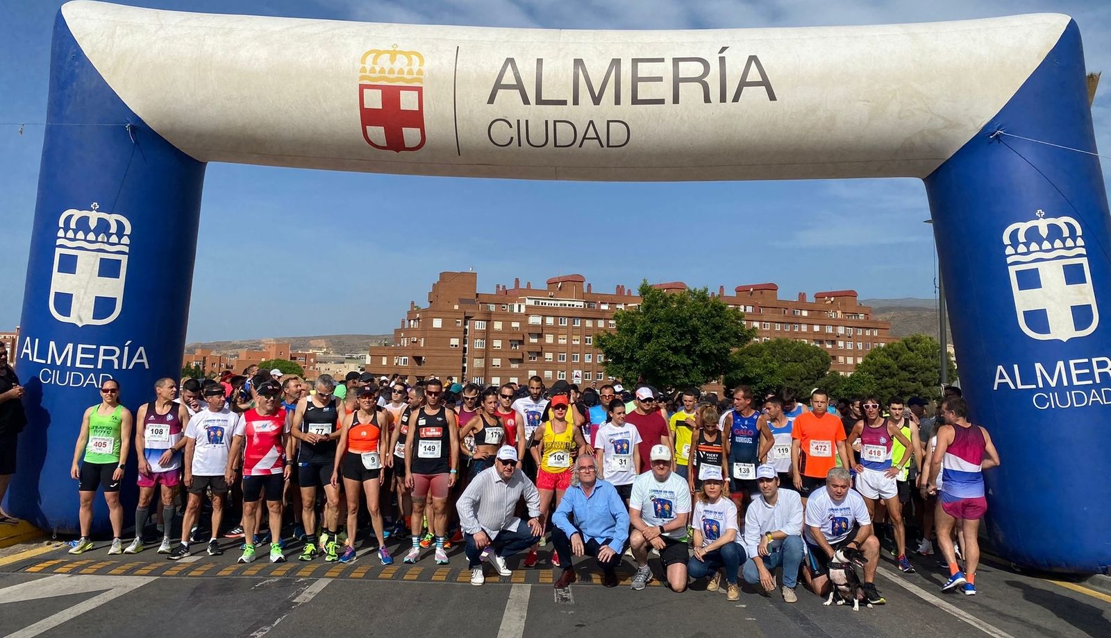 El Hospital Universitario Torrecárdenas celebra la primera edición de su ‘Carrera sin Humo’